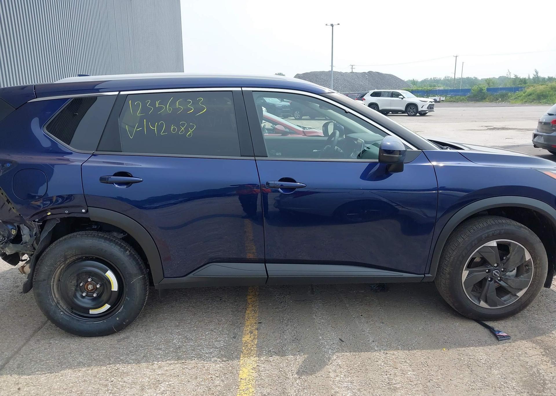 2025 NISSAN ROGUE SV