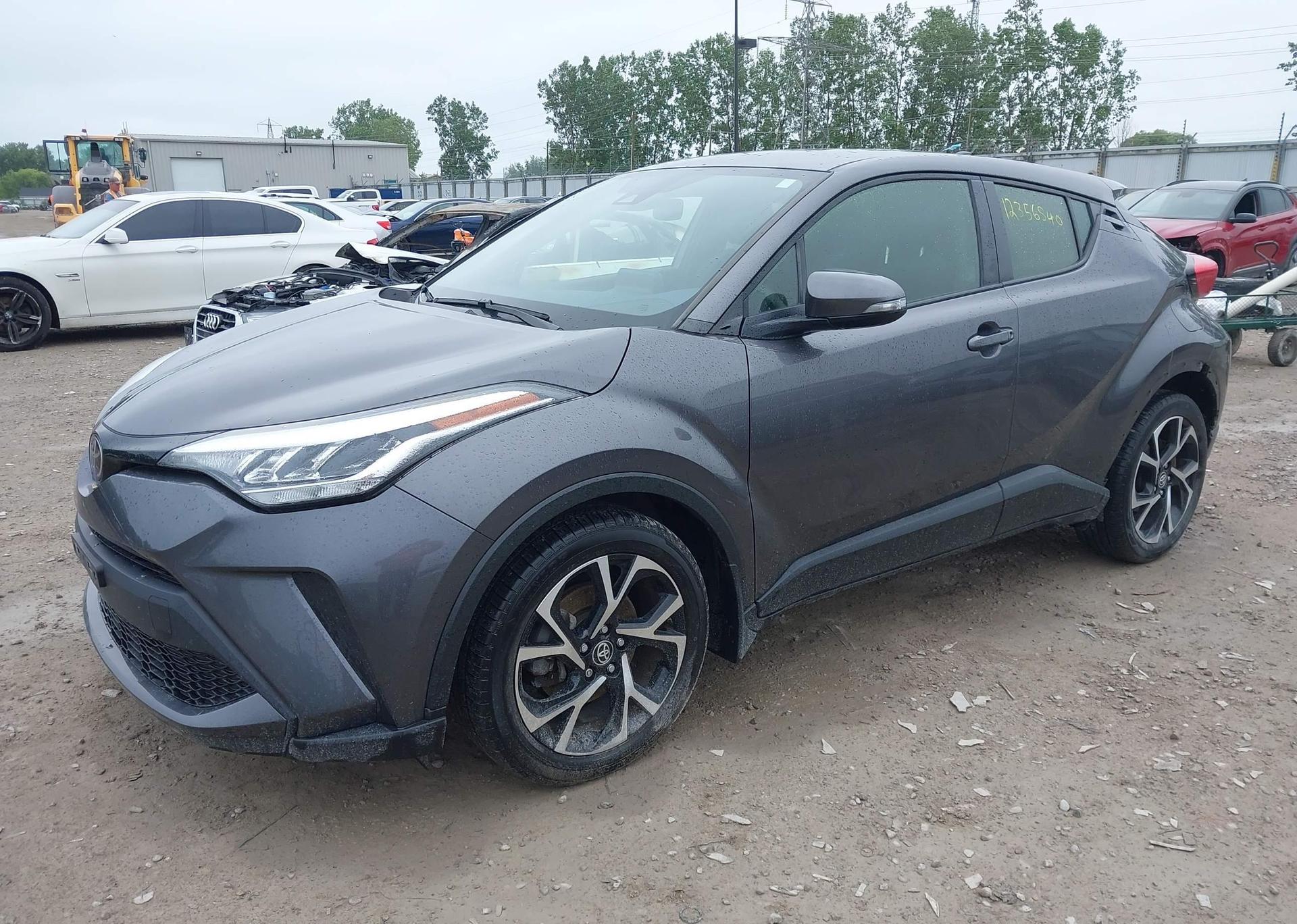 2021 TOYOTA C-HR XLE