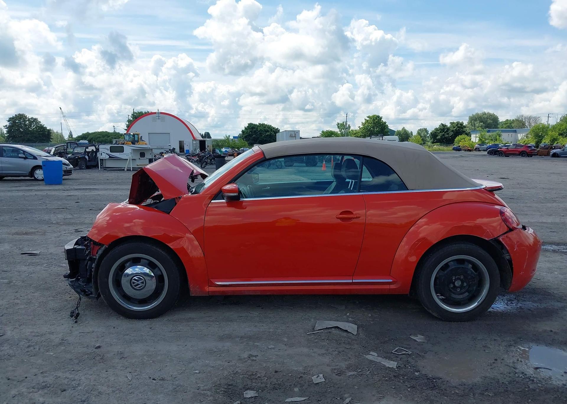 2018 VOLKSWAGEN BEETLE 2.0 TSI COAST