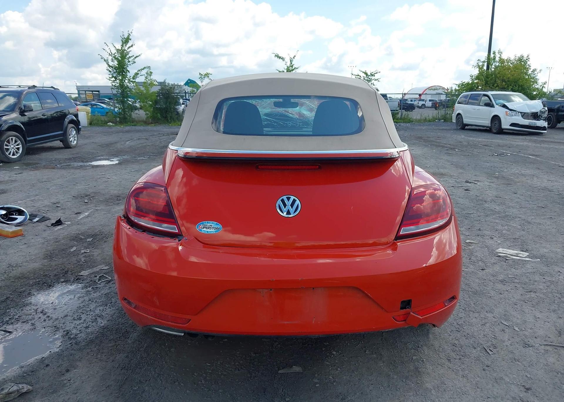 2018 VOLKSWAGEN BEETLE 2.0 TSI COAST