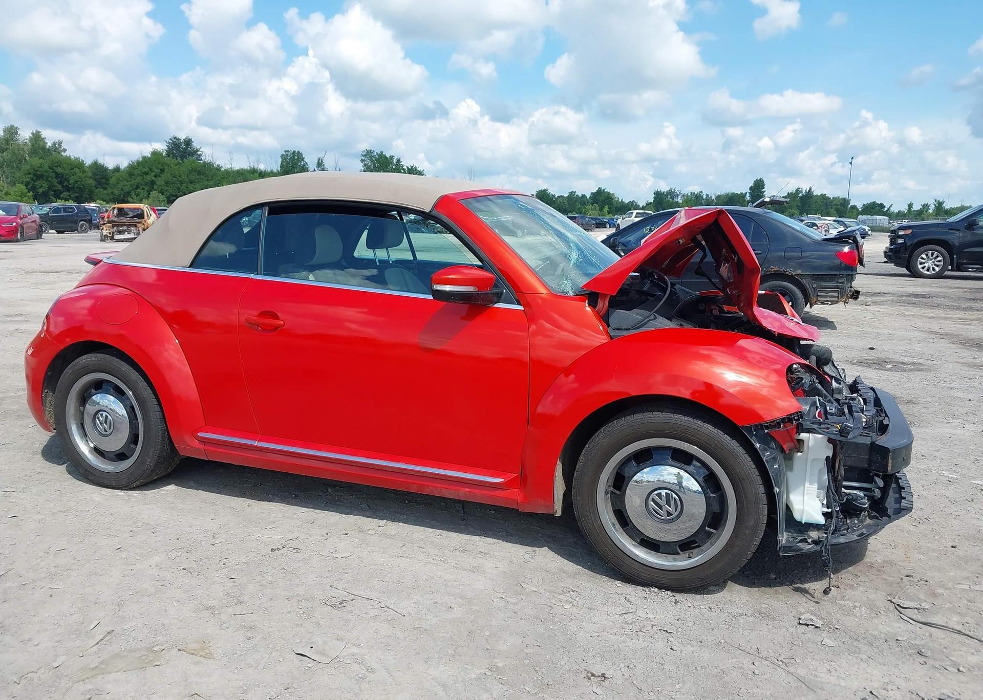 2018 VOLKSWAGEN BEETLE 2.0 TSI COAST