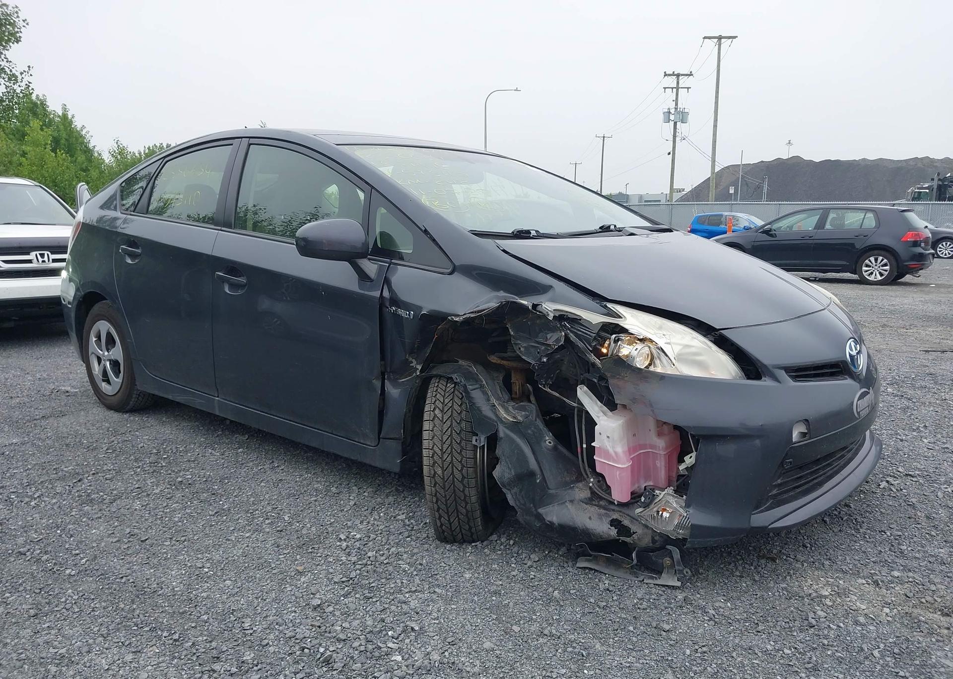 2013 TOYOTA PRIUS
