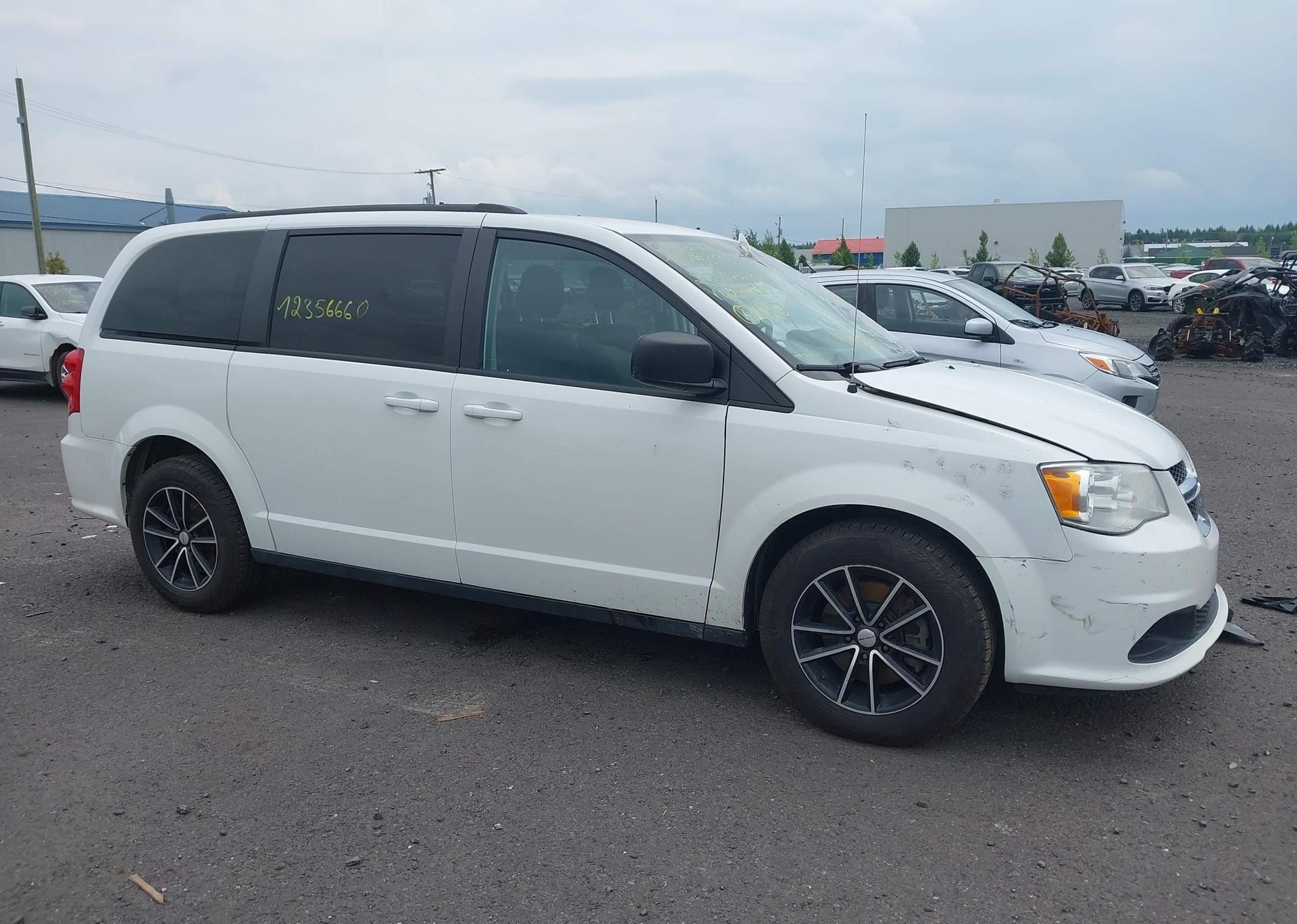 2020 DODGE GRAND CARAVAN SXT