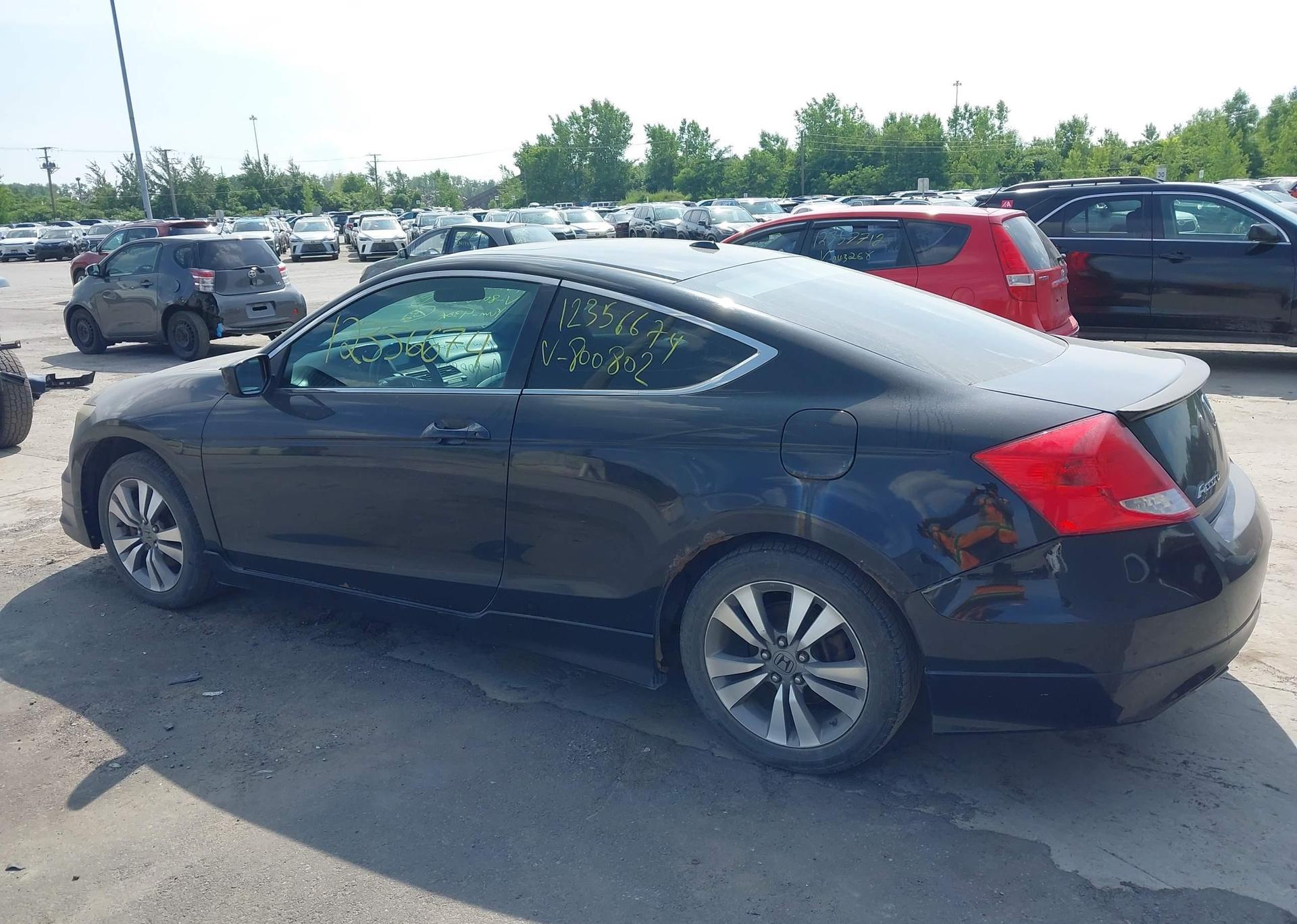 2011 HONDA ACCORD EXL