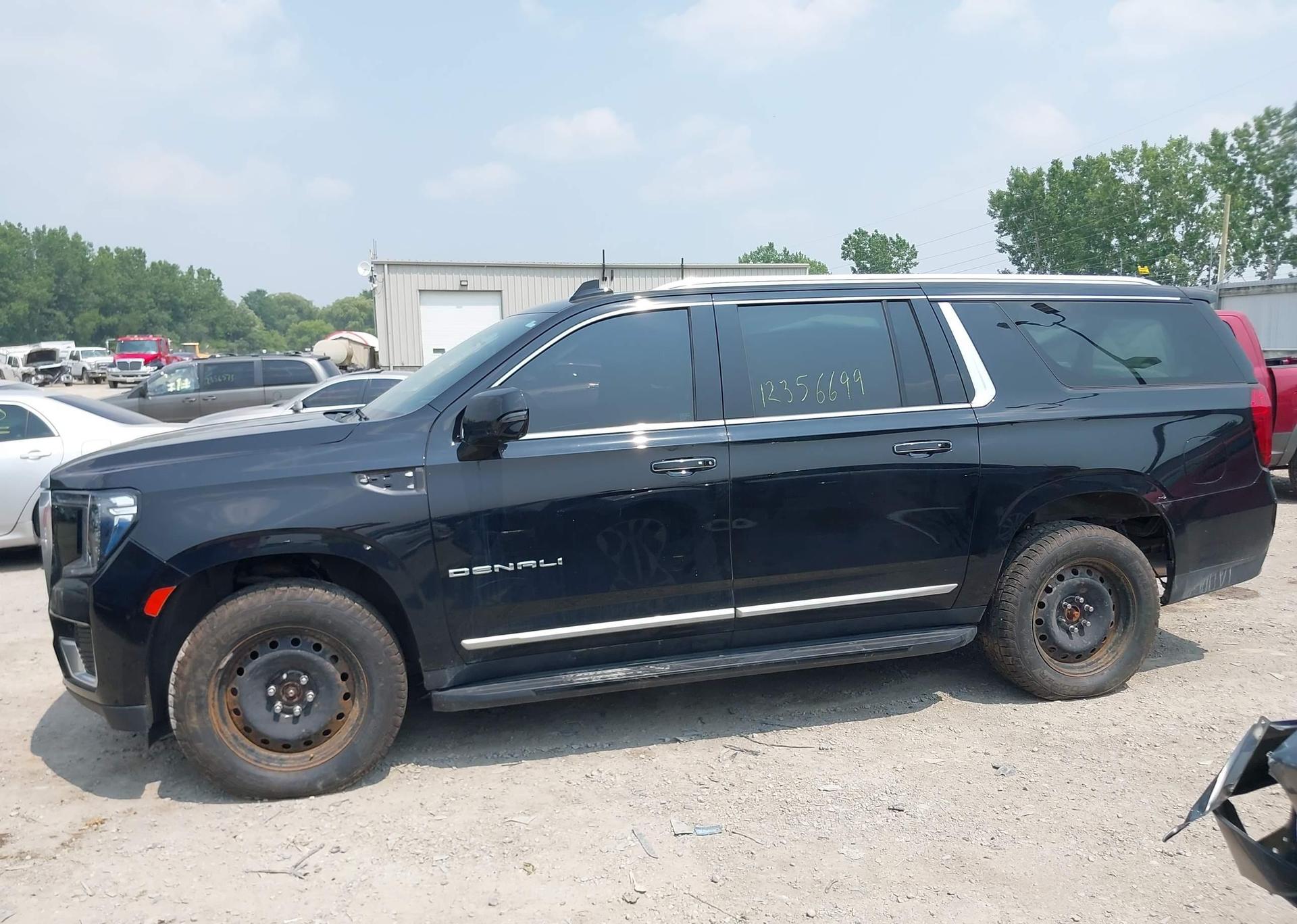 2021 GMC YUKON XL DENALI