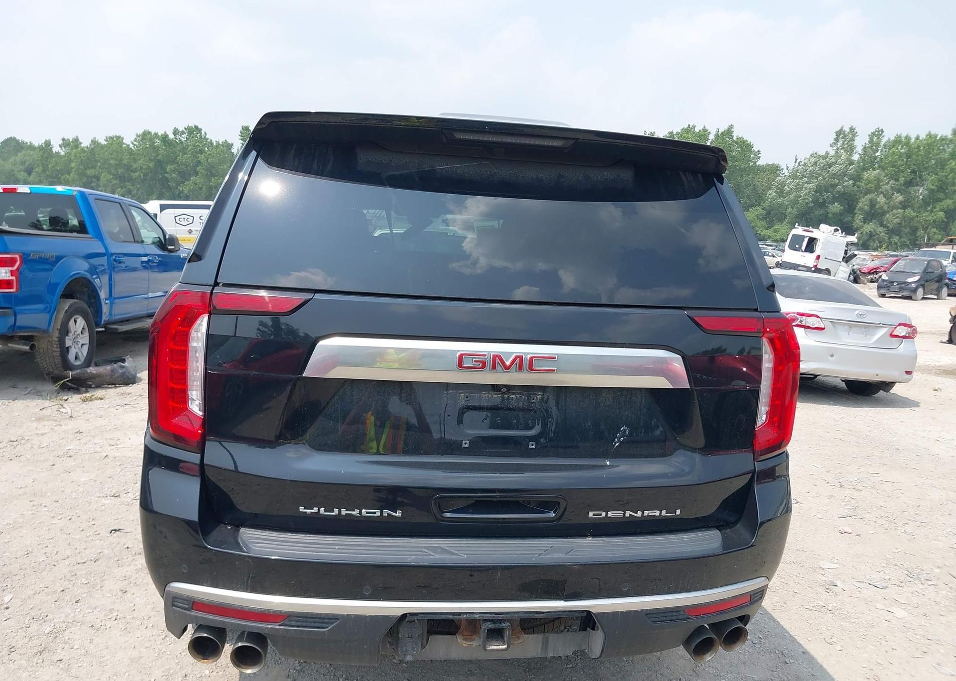 2021 GMC YUKON XL DENALI