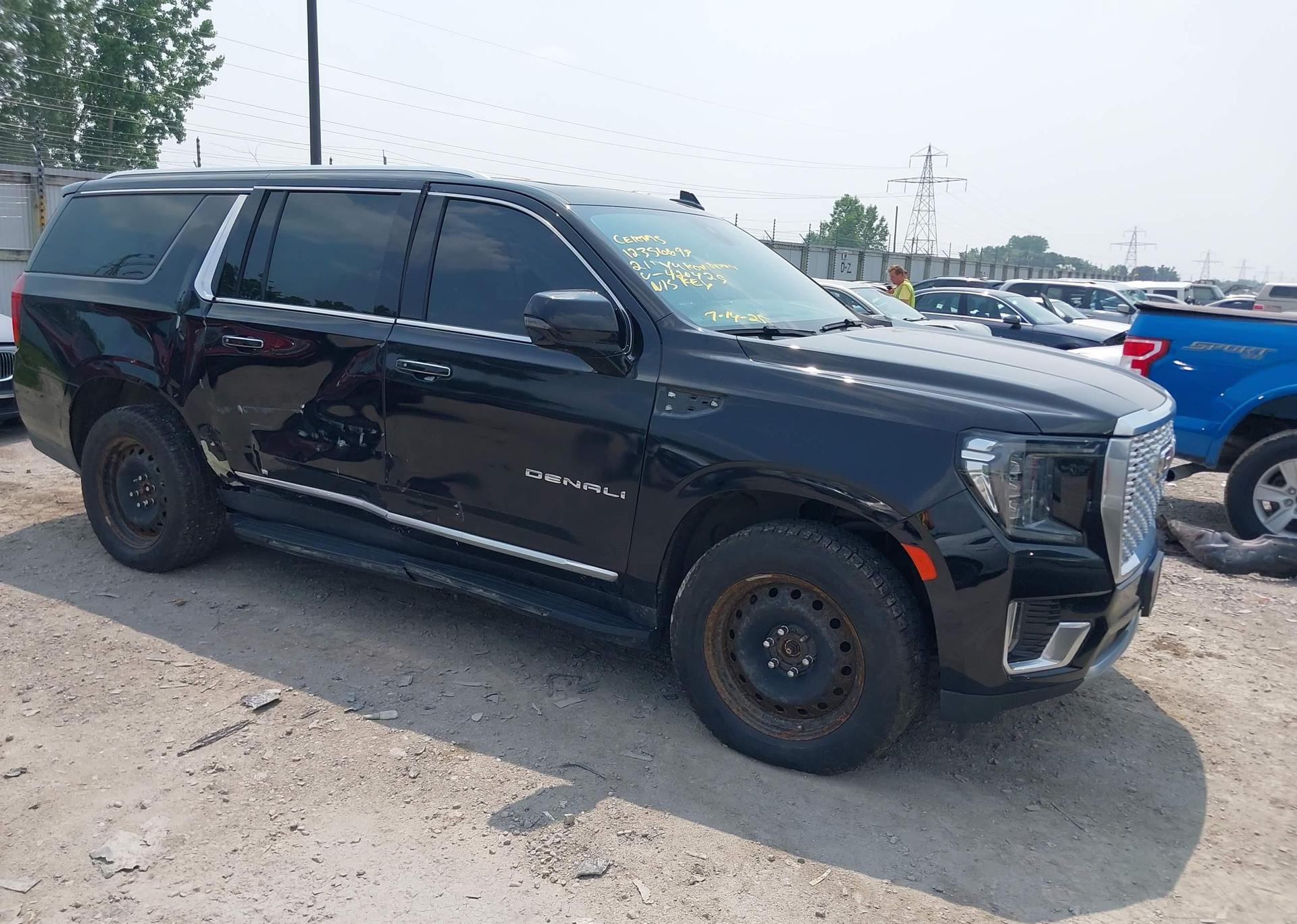 2021 GMC YUKON XL DENALI