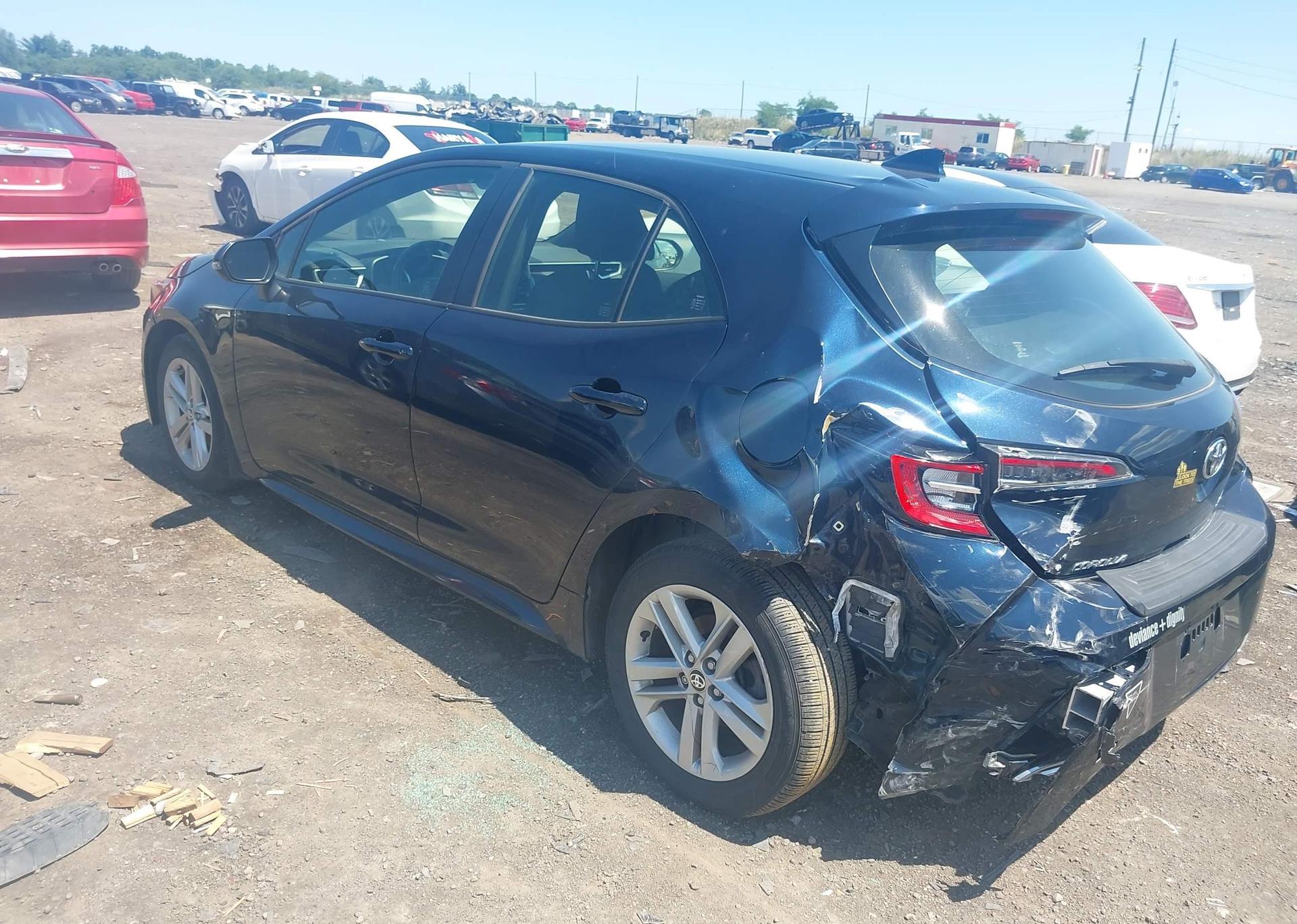 2022 TOYOTA COROLLA