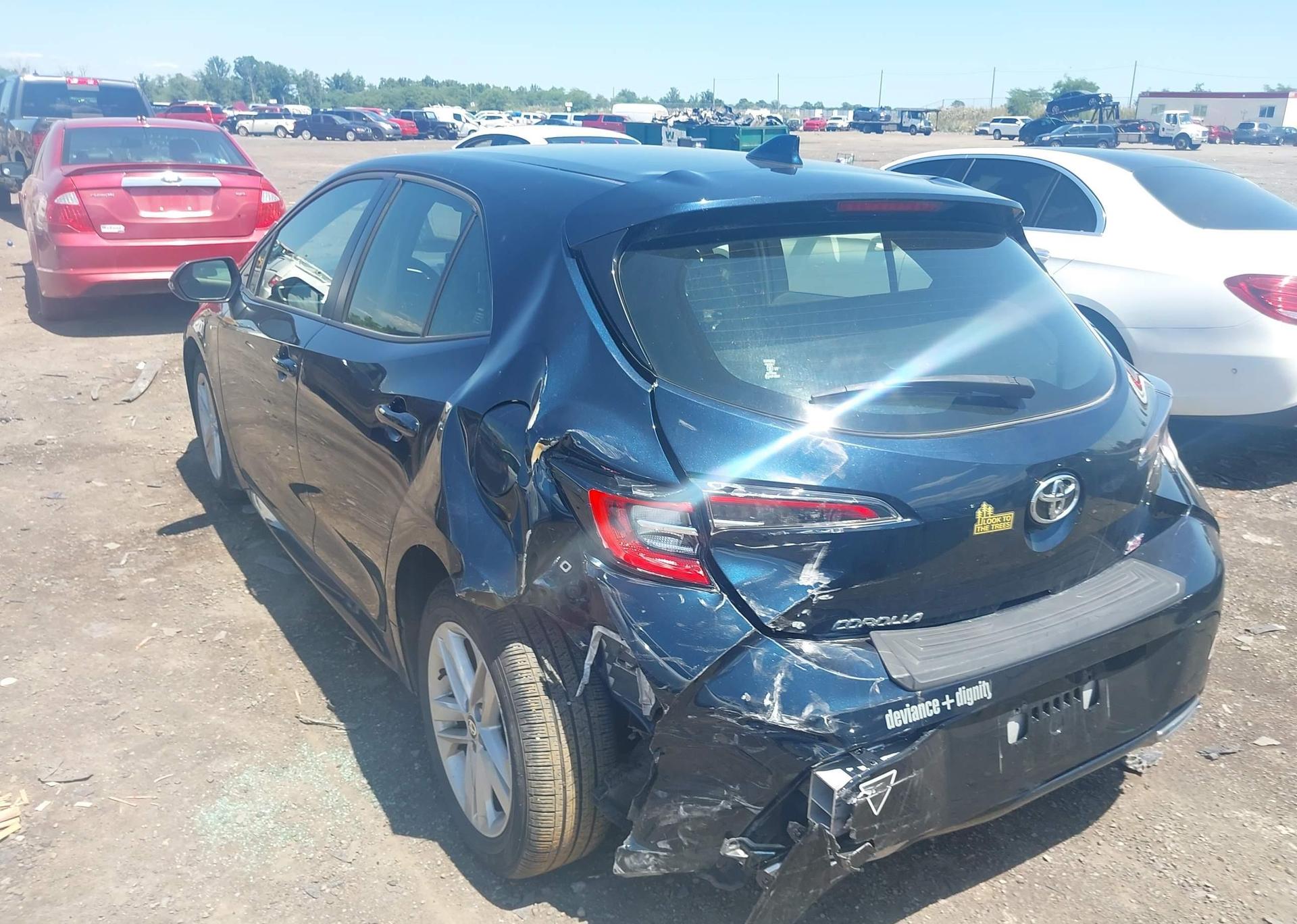 2022 TOYOTA COROLLA