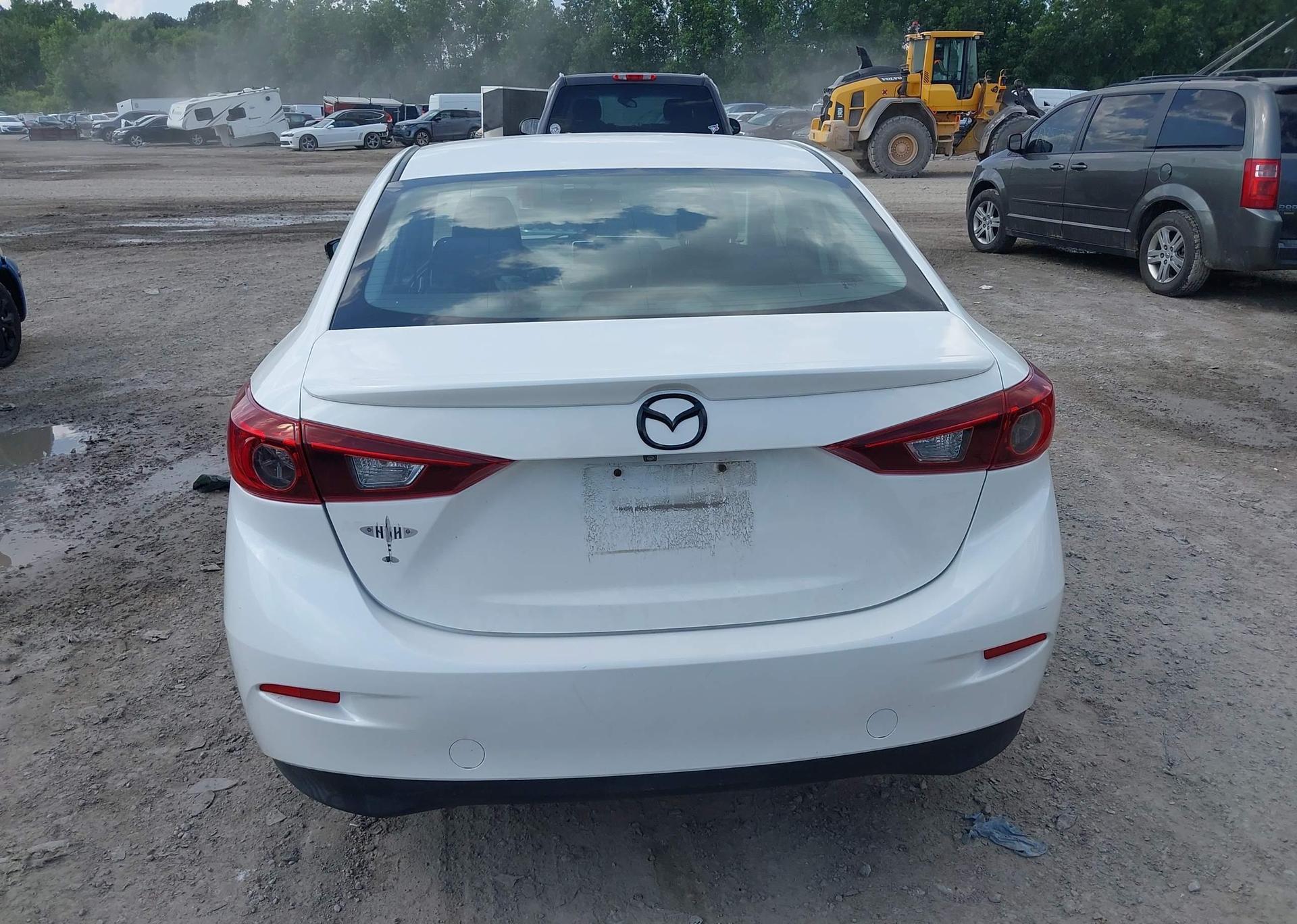 2014 MAZDA MAZDA3