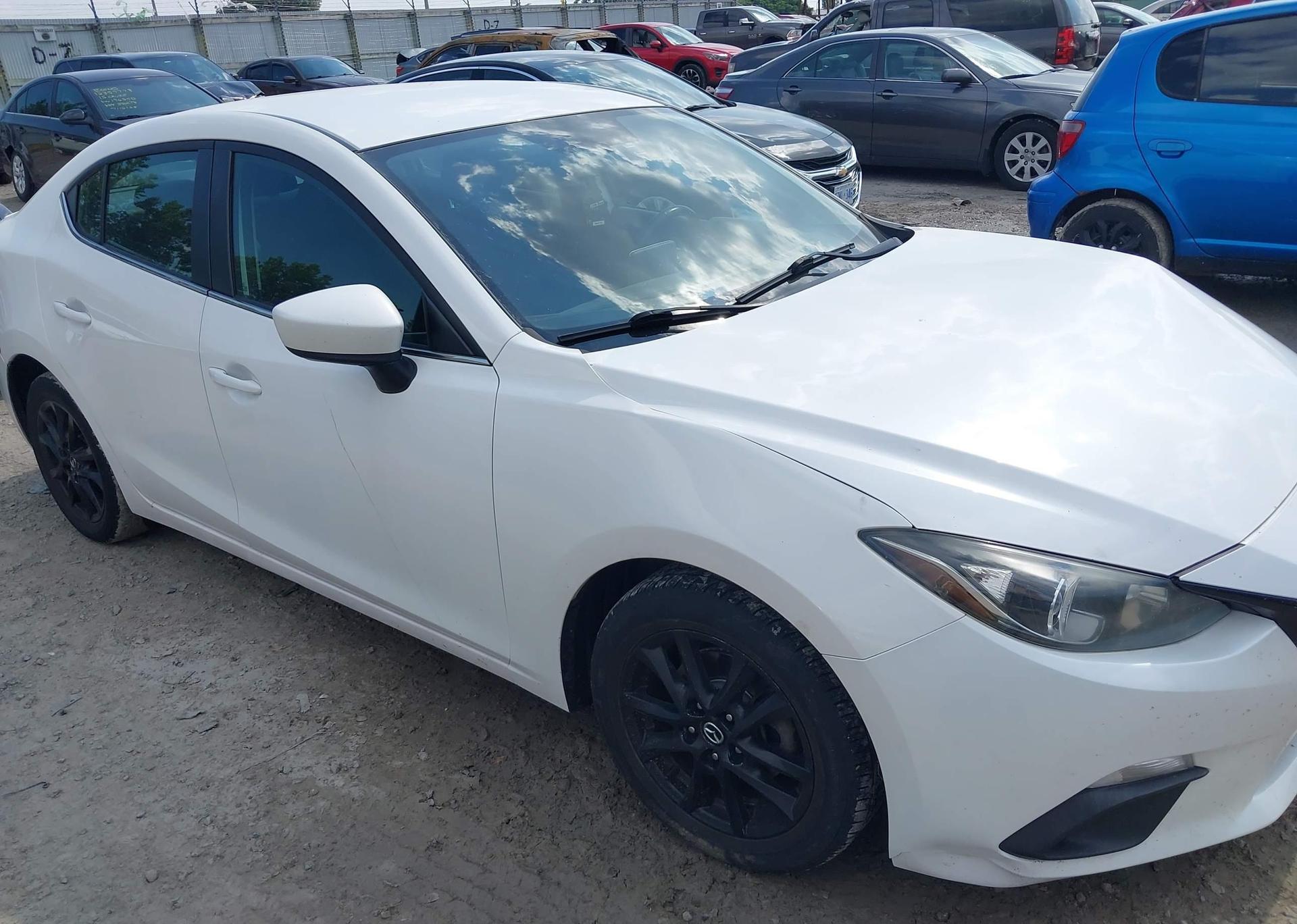 2014 MAZDA MAZDA3