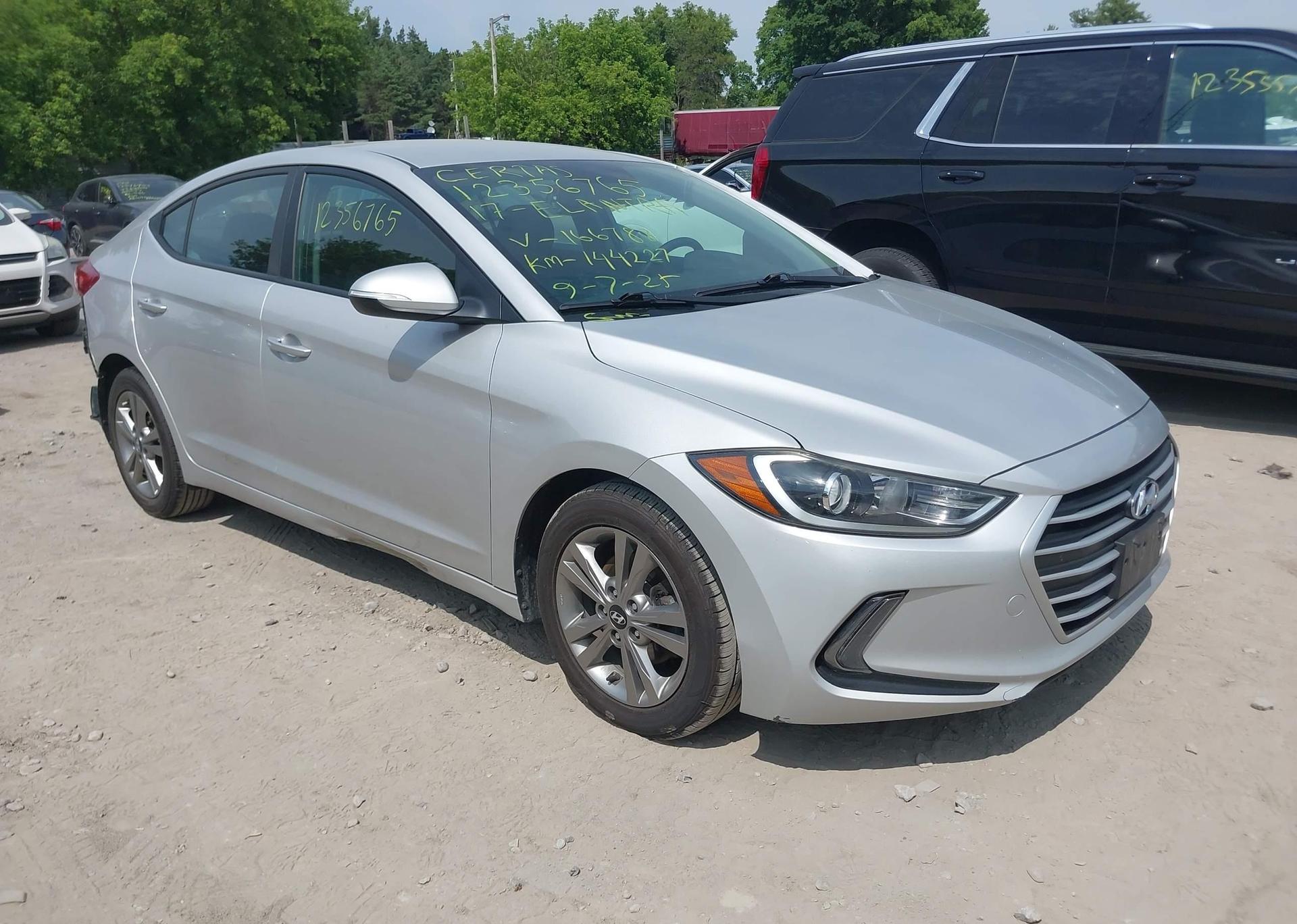 2017 HYUNDAI ELANTRA SE