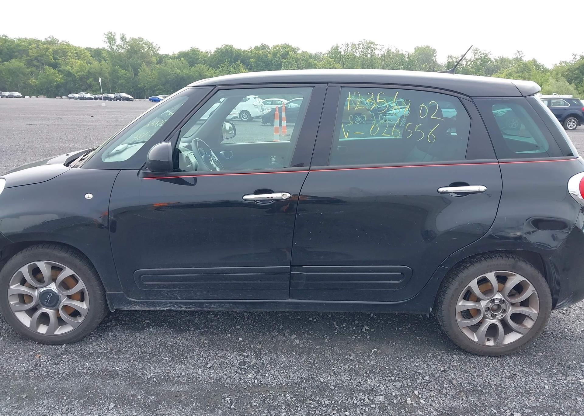 2014 FIAT 500L SPORT