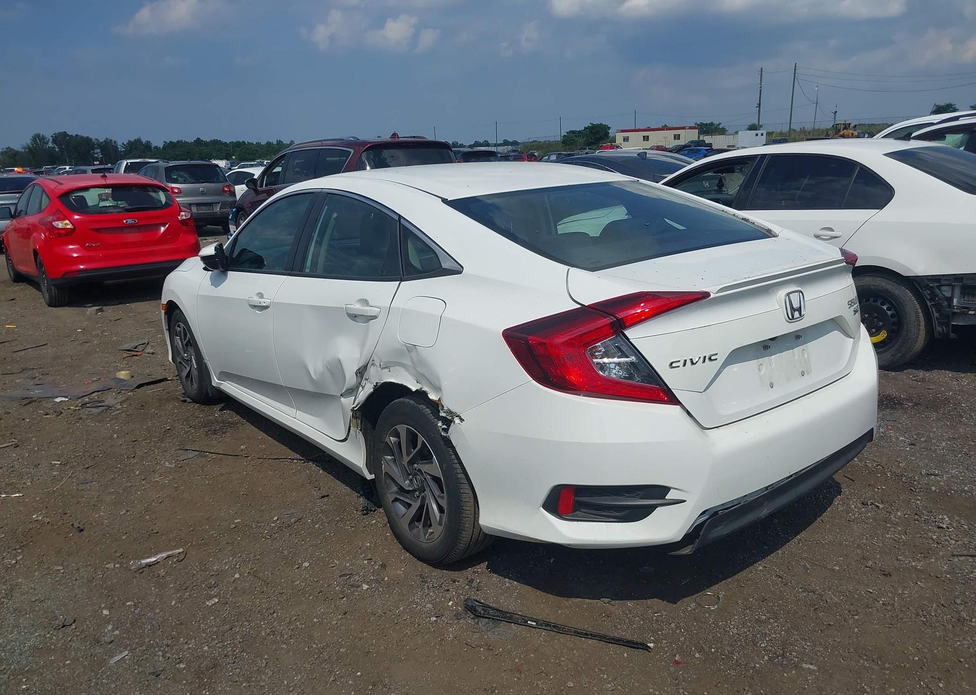 2018 HONDA CIVIC SE
