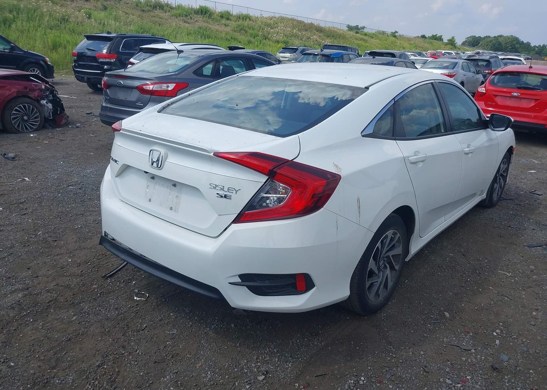 2018 HONDA CIVIC SE