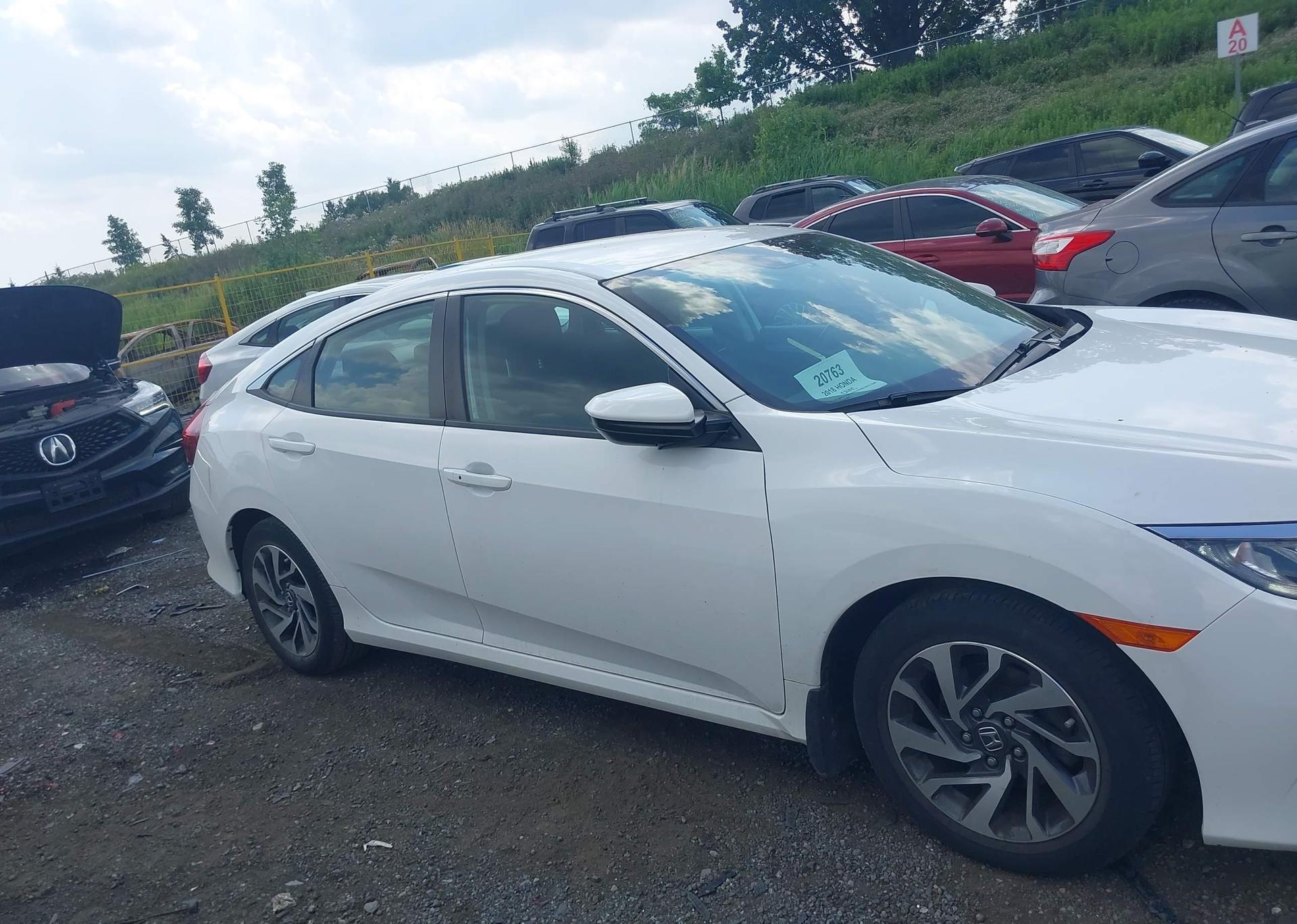 2018 HONDA CIVIC SE