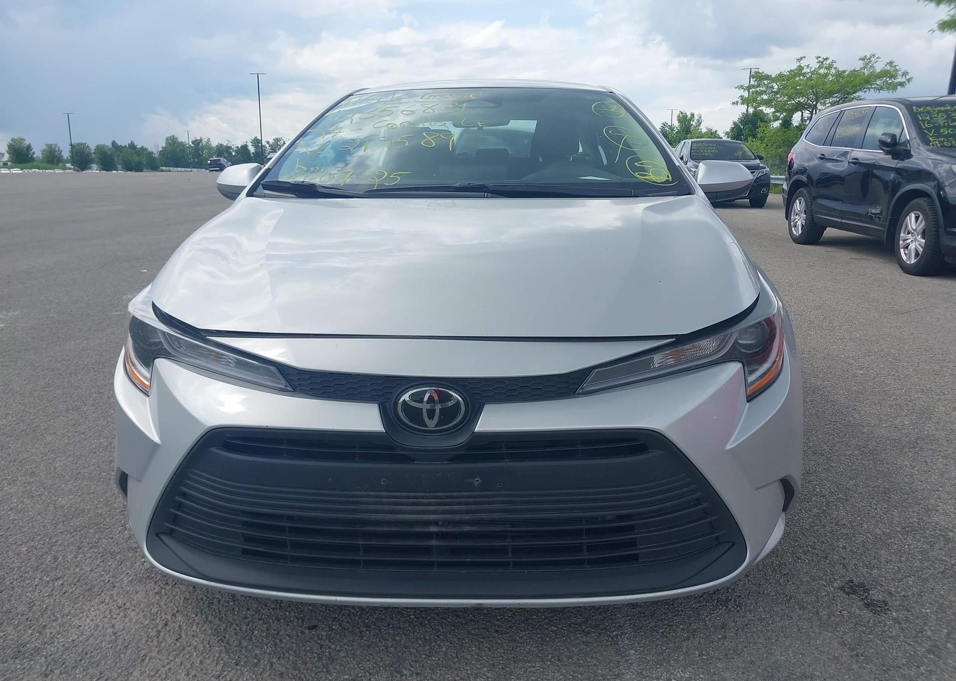 2024 TOYOTA COROLLA LE