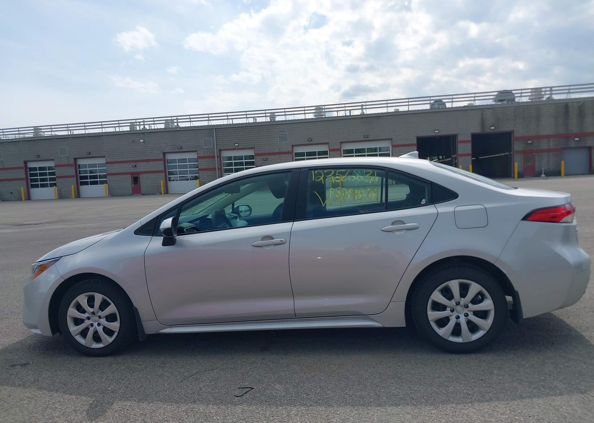 2024 TOYOTA COROLLA LE