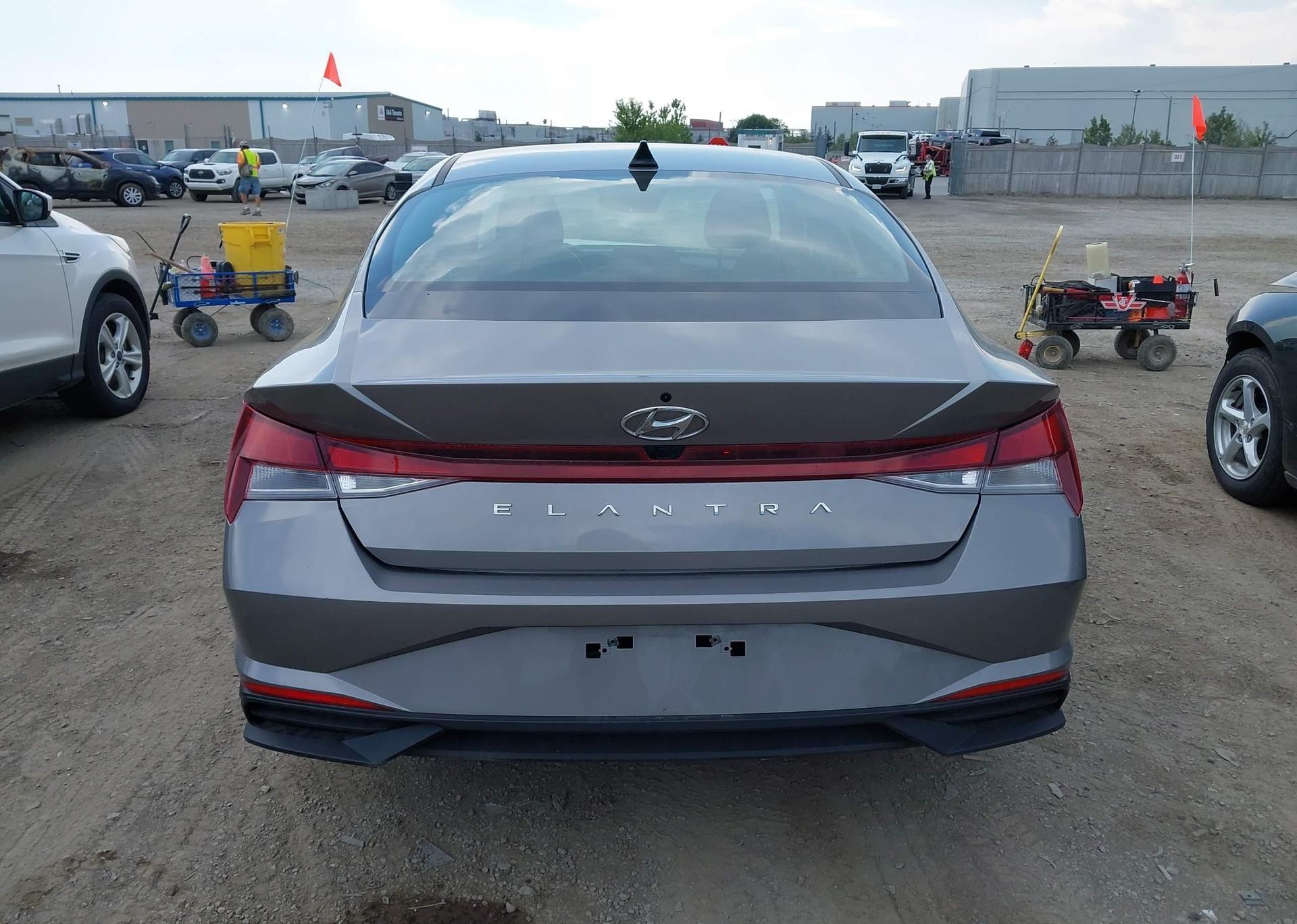 2023 HYUNDAI ELANTRA SEL