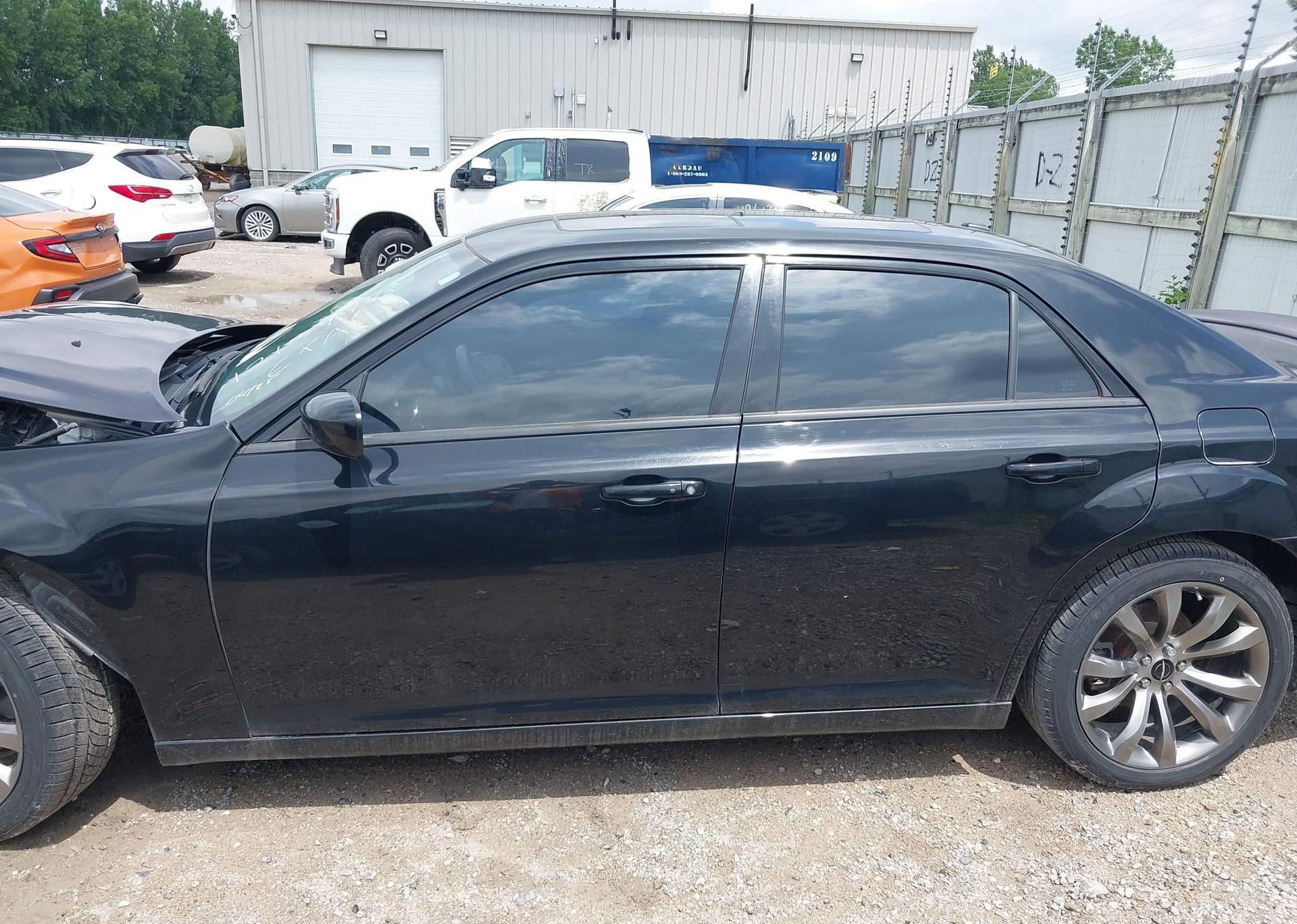 2014 CHRYSLER 300 S