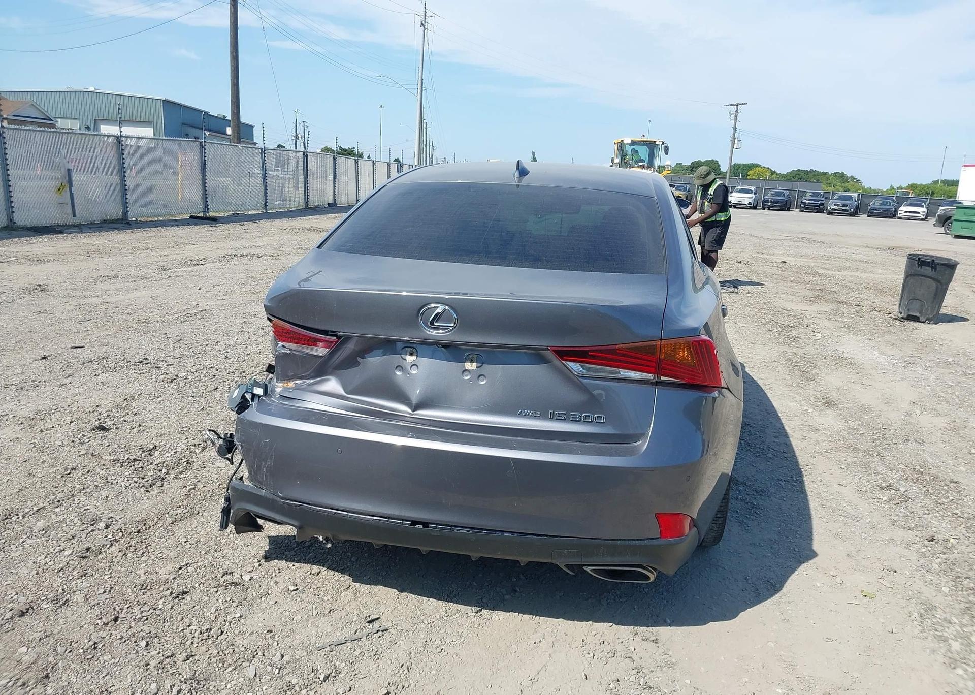 2019 LEXUS IS 300