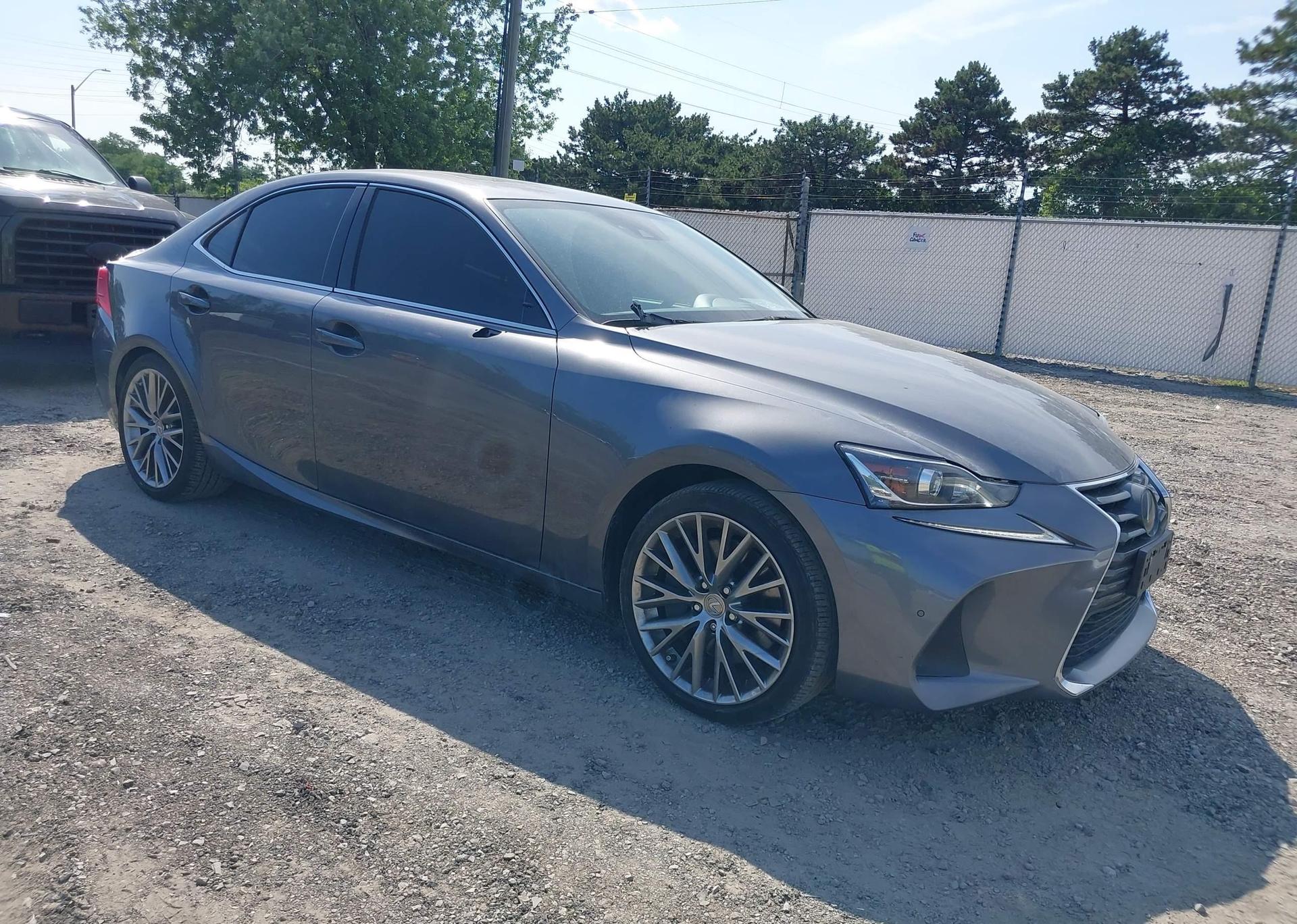 2019 LEXUS IS 300