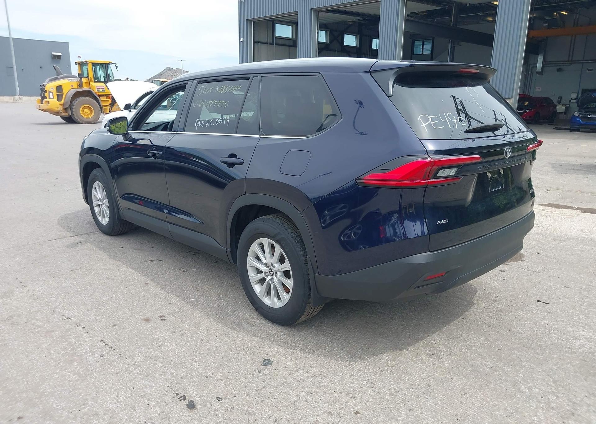 2024 TOYOTA GRAND HIGHLANDER