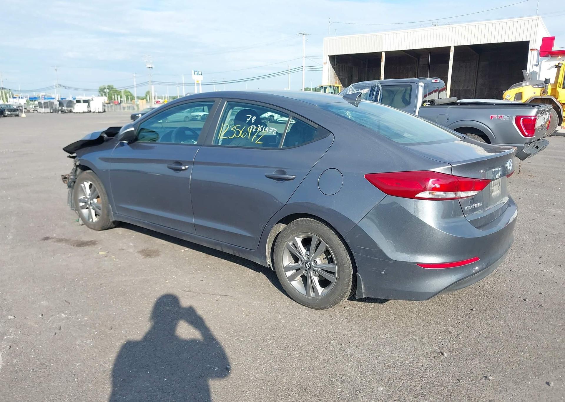 2017 HYUNDAI ELANTRA