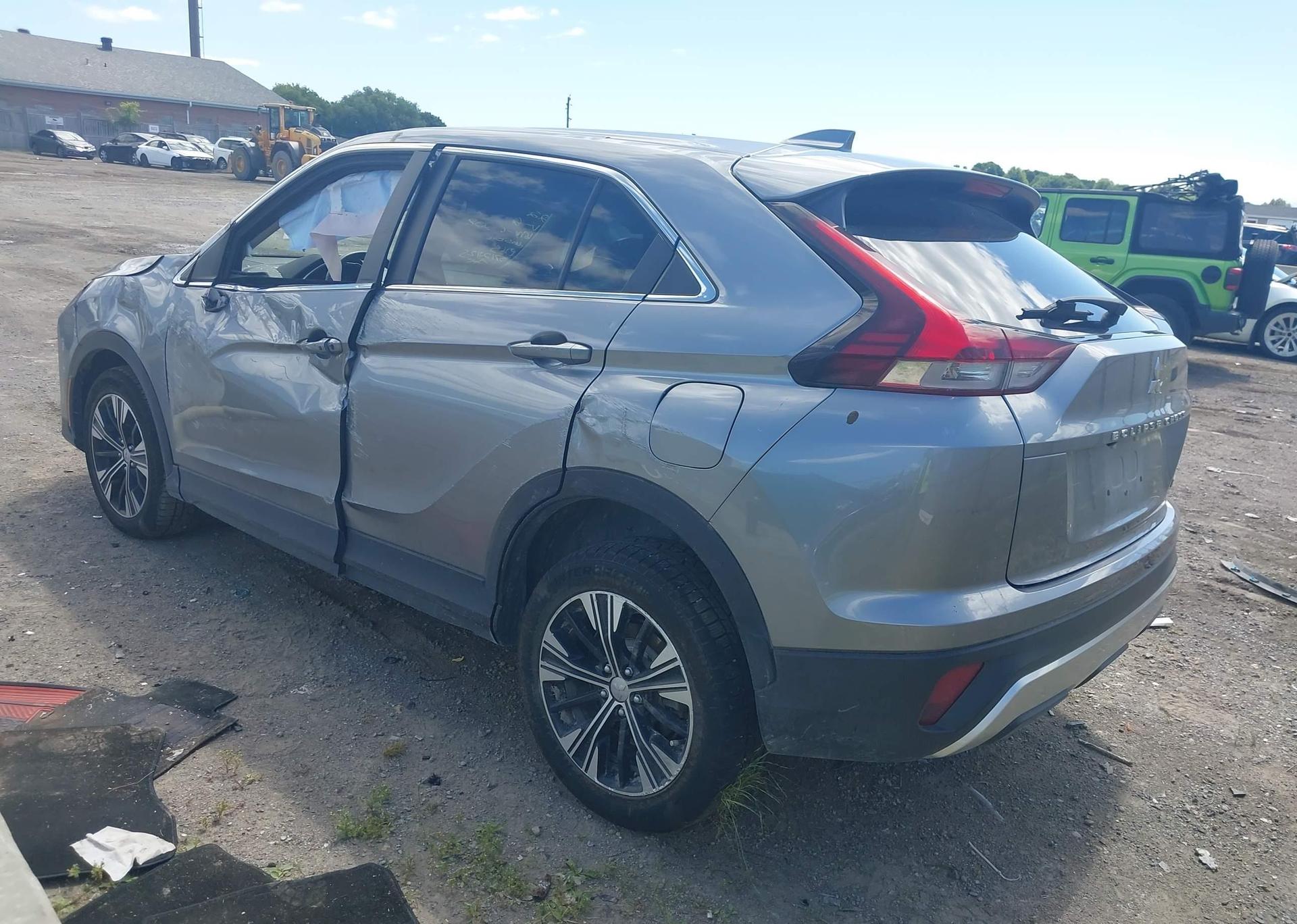 2022 MITSUBISHI ECLIPSE CROSS LE