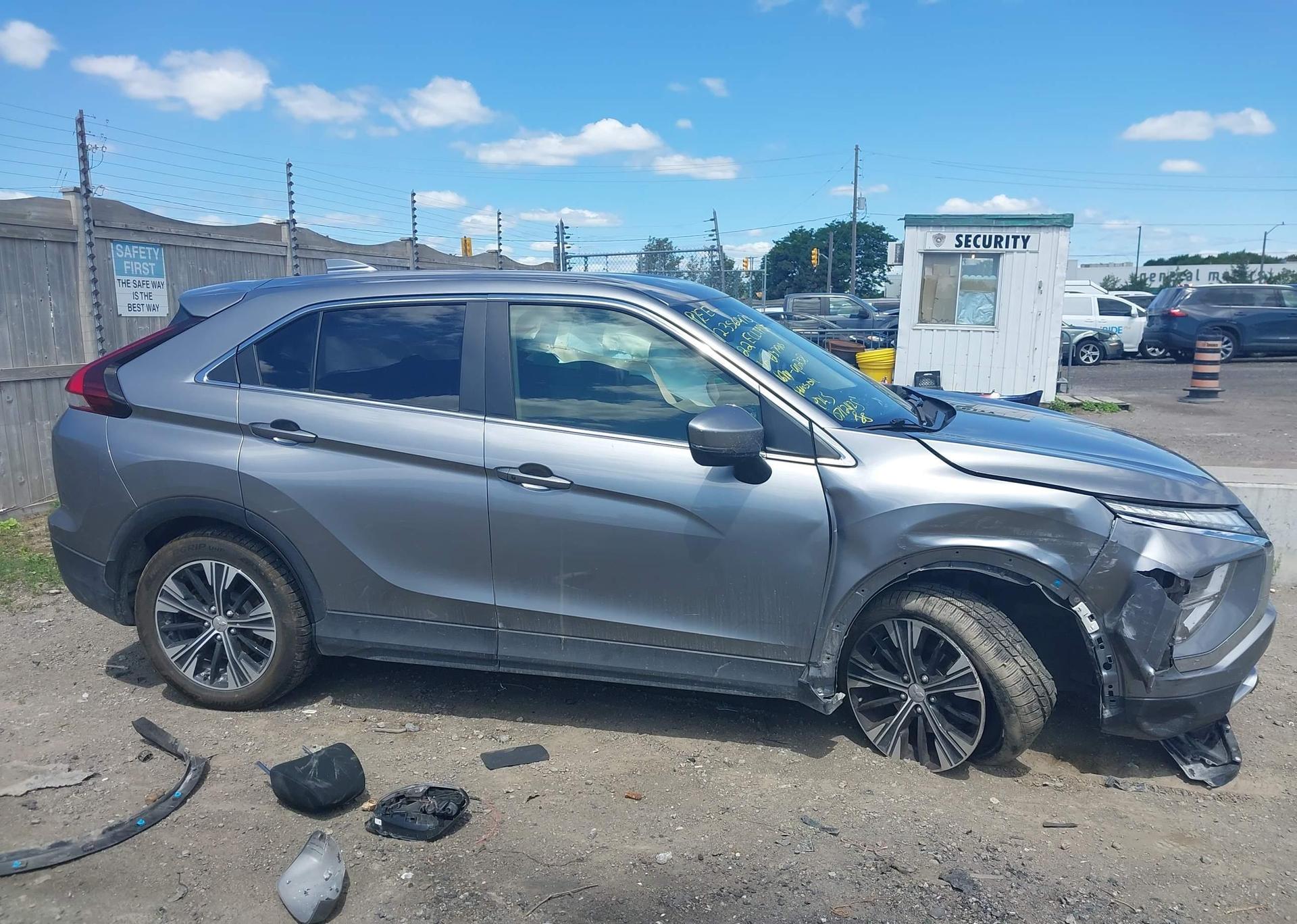 2022 MITSUBISHI ECLIPSE CROSS LE
