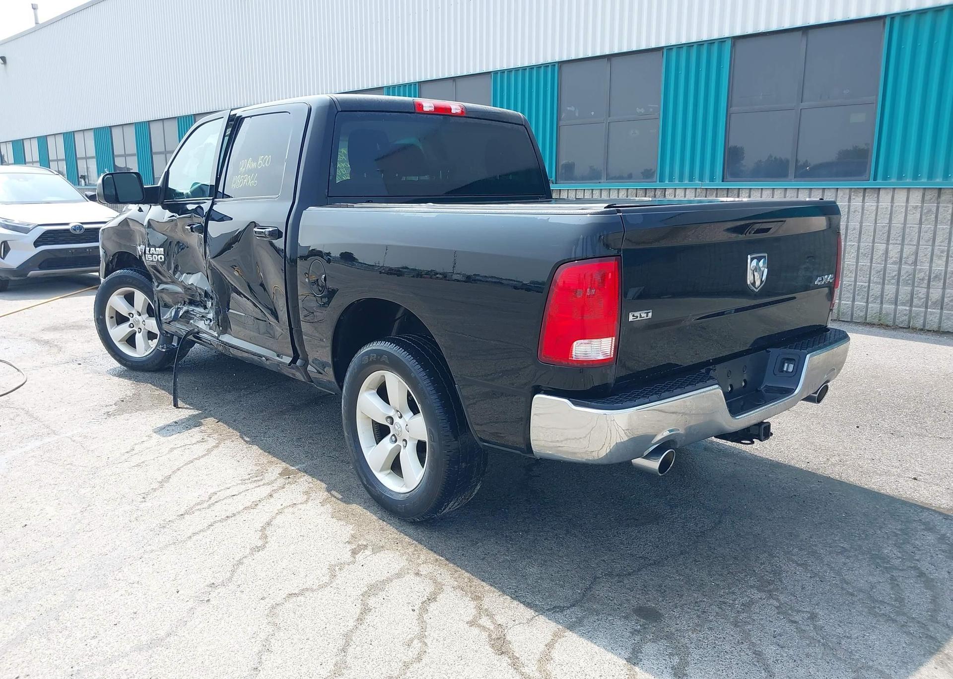 2022 RAM 1500 CLASSIC SLT
