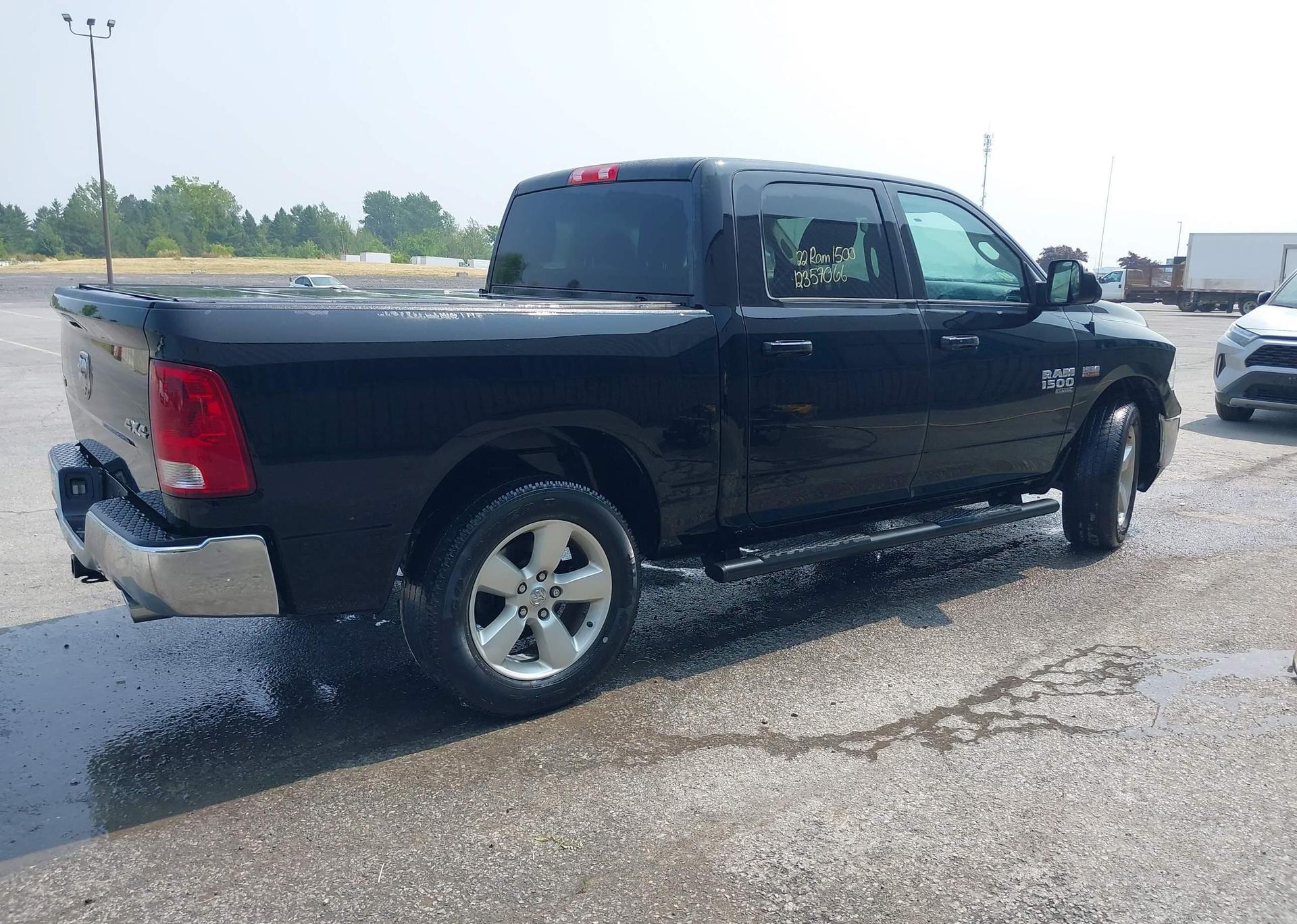 2022 RAM 1500 CLASSIC SLT