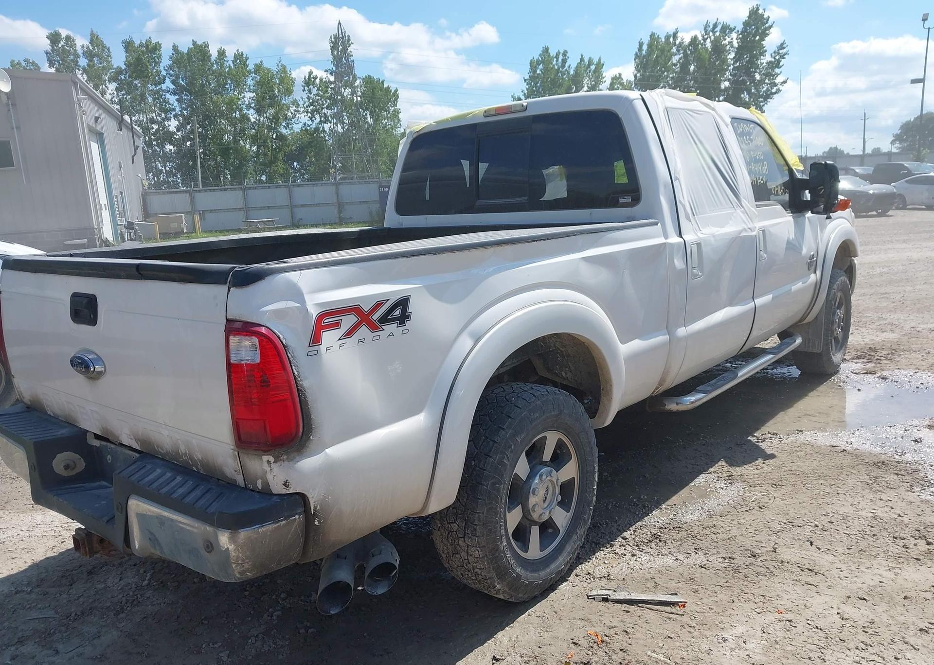 2016 FORD F-250 LARIAT