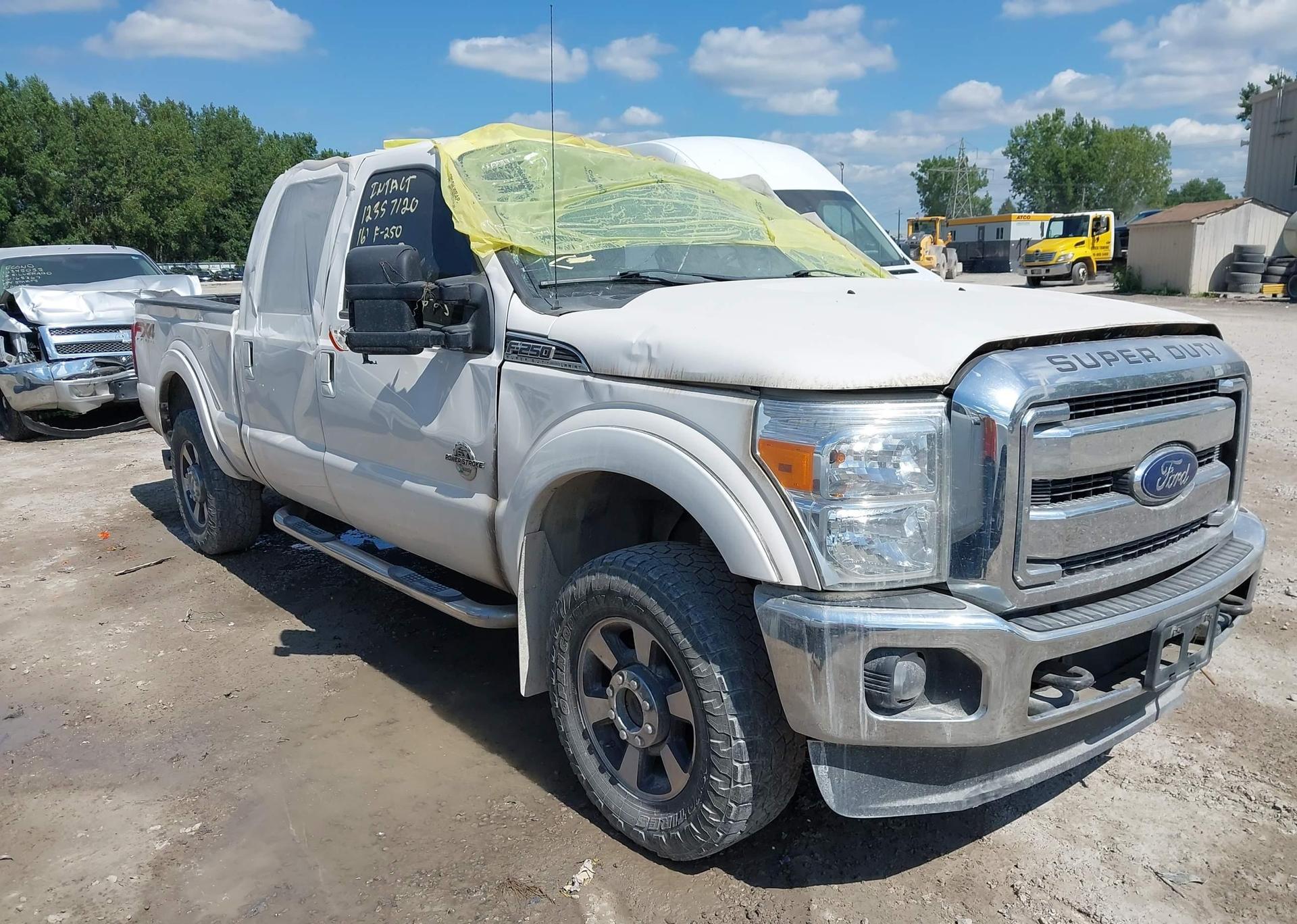 2016 FORD F-250 LARIAT