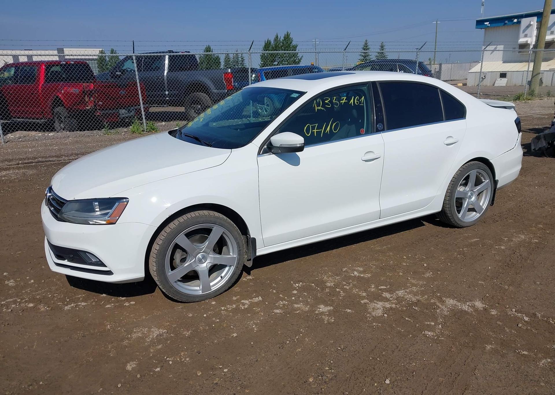 2017 VOLKSWAGEN JETTA WOLFSBURG EDITION