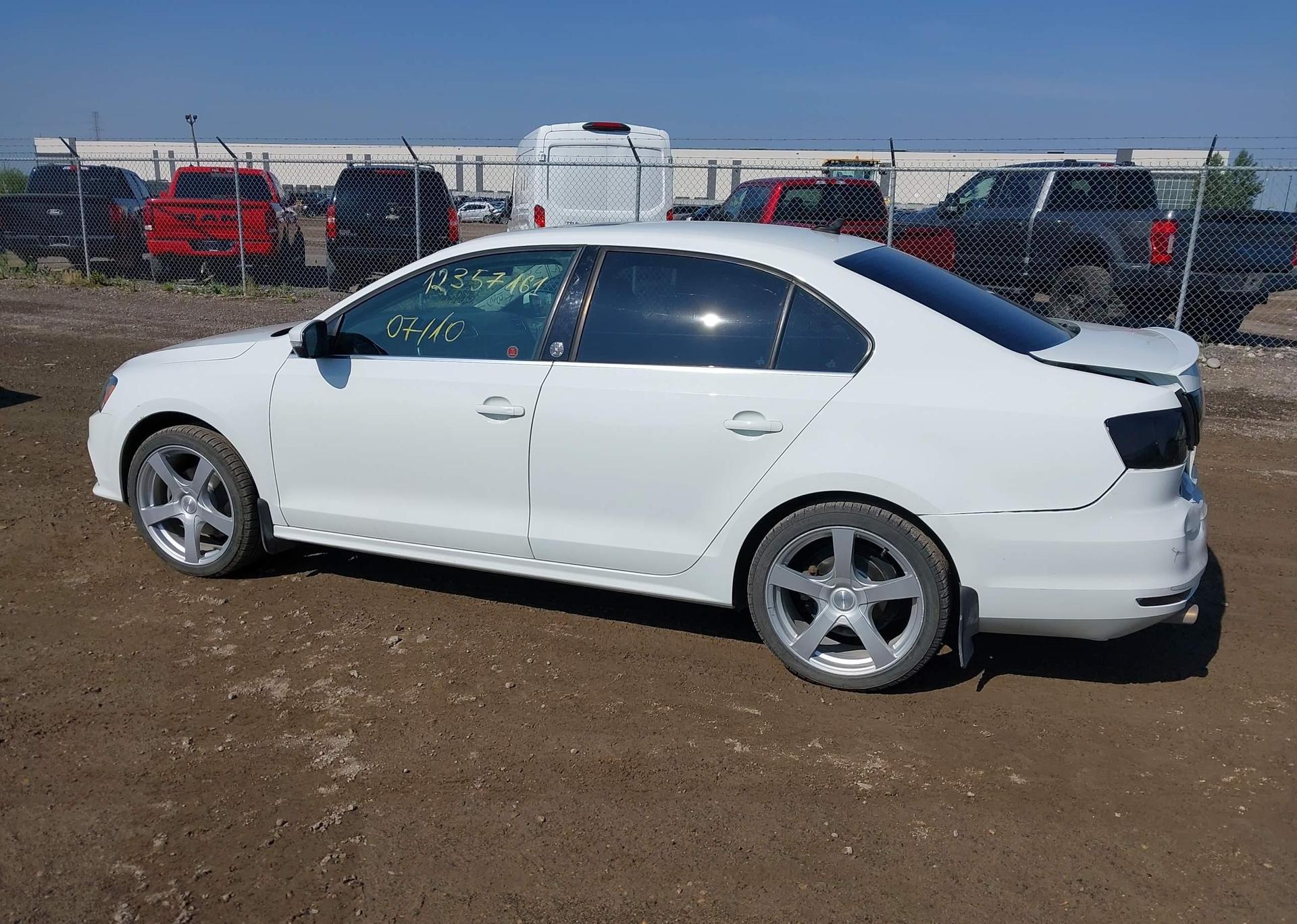 2017 VOLKSWAGEN JETTA WOLFSBURG EDITION