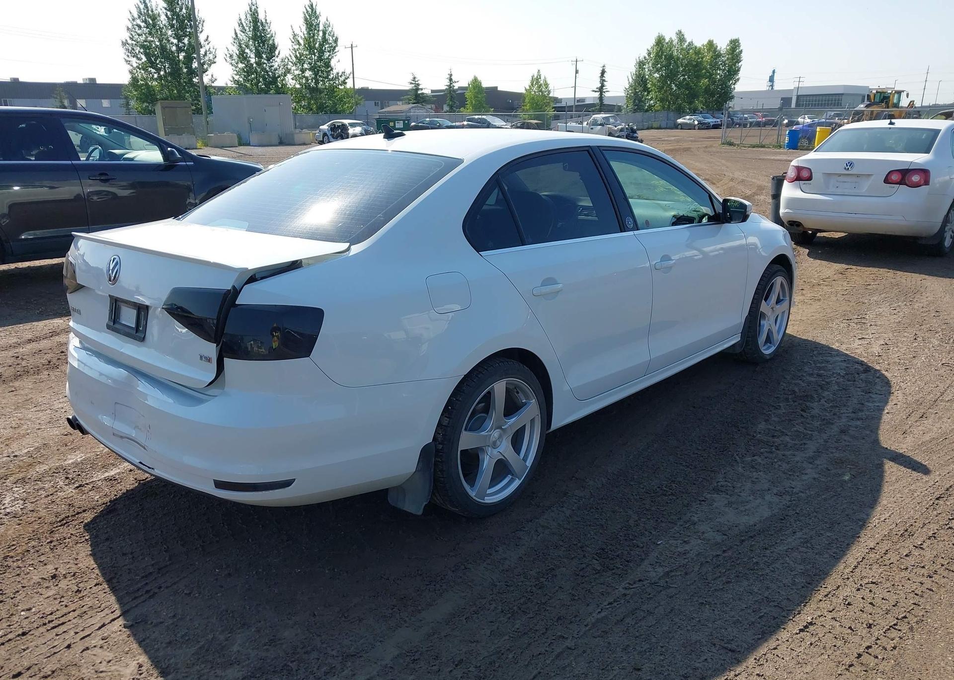 2017 VOLKSWAGEN JETTA WOLFSBURG EDITION