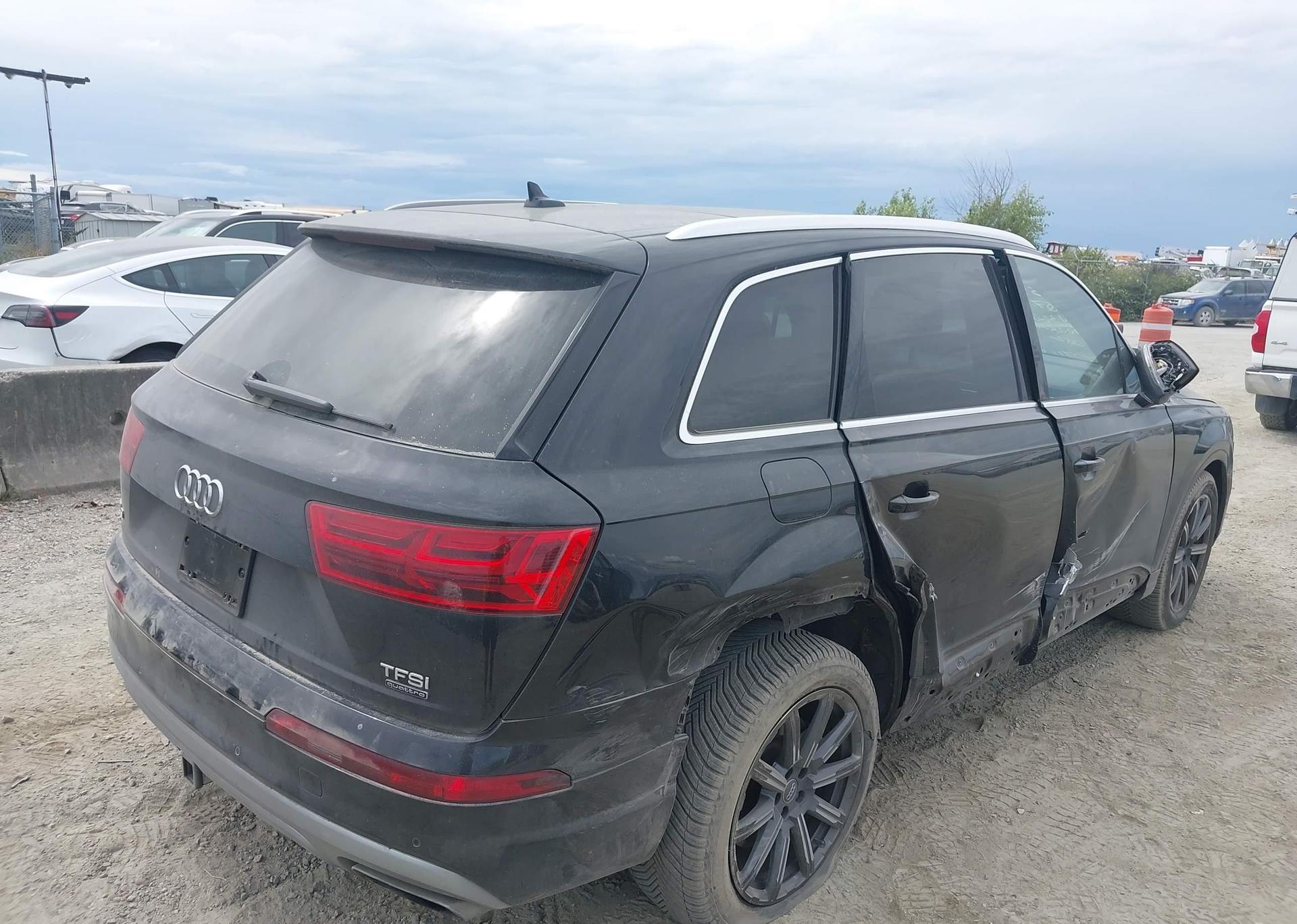 2017 AUDI Q7 3.0T TECHNIK