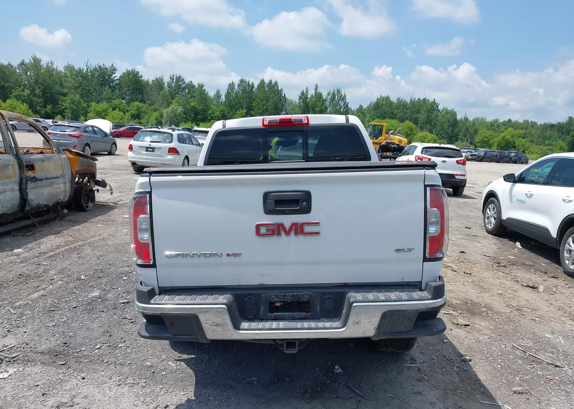 2019 GMC CANYON SLT