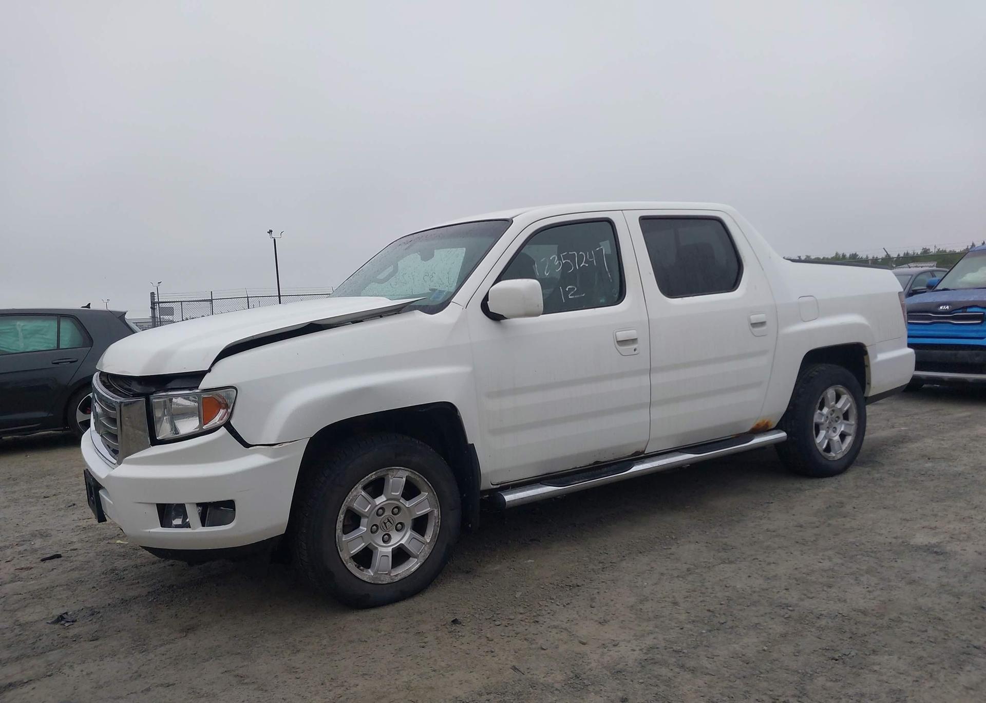 2012 HONDA RIDGELINE VP