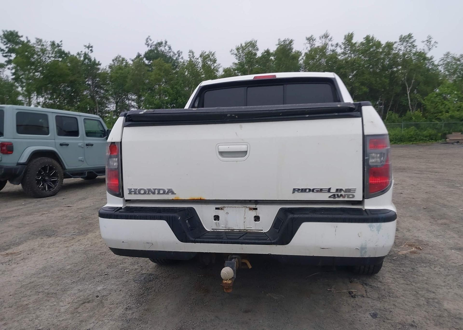 2012 HONDA RIDGELINE VP