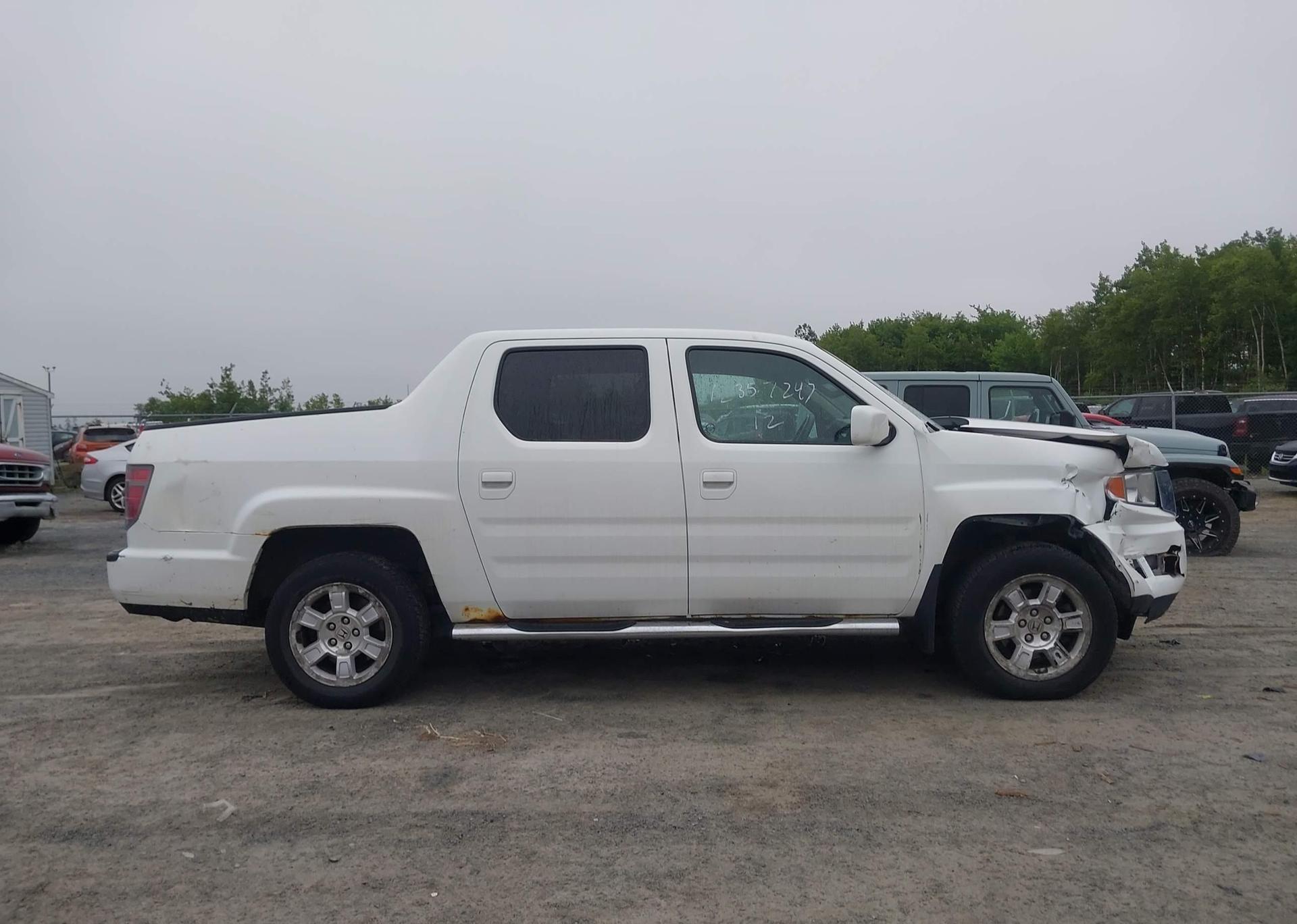 2012 HONDA RIDGELINE VP