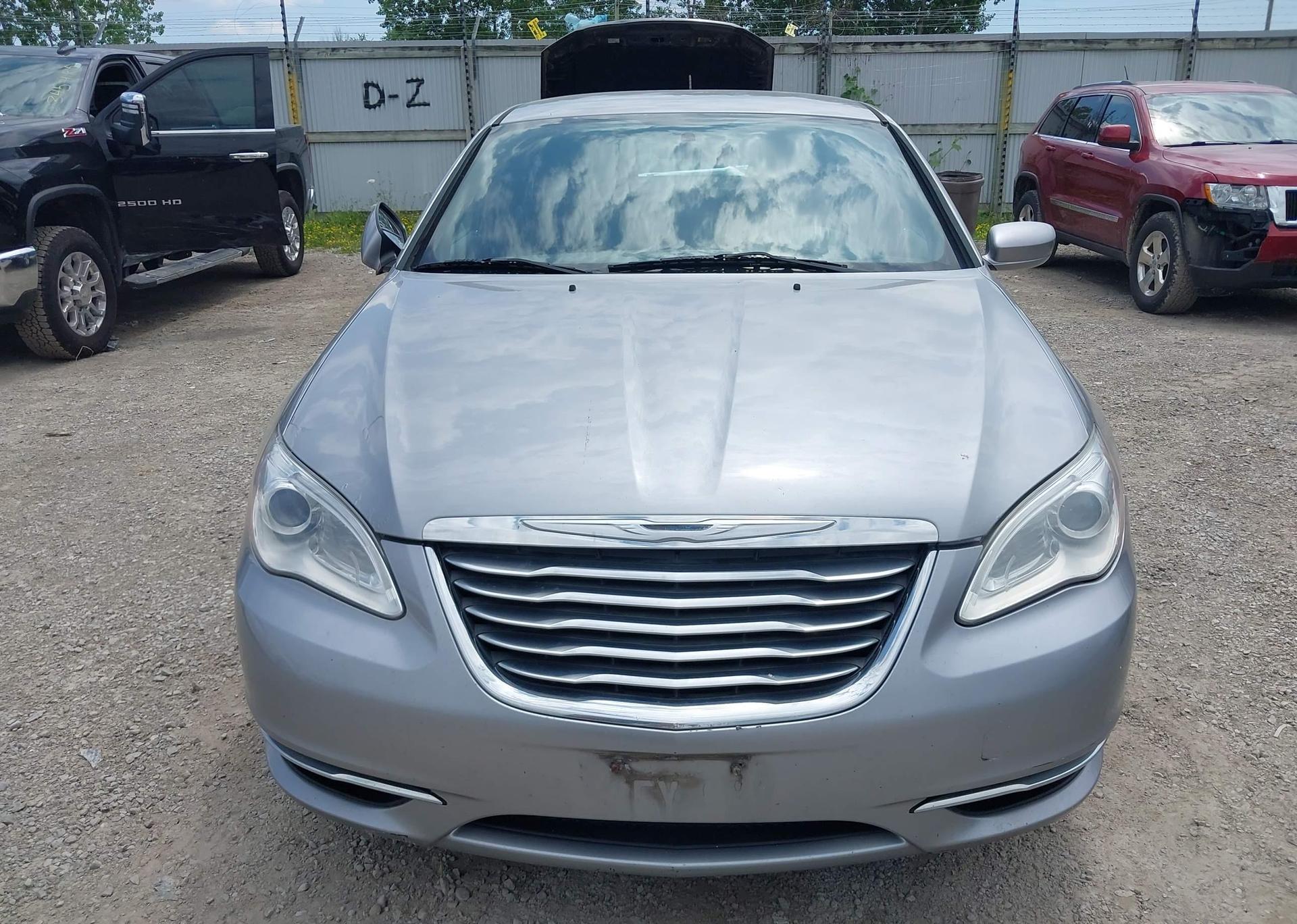 2014 CHRYSLER 200