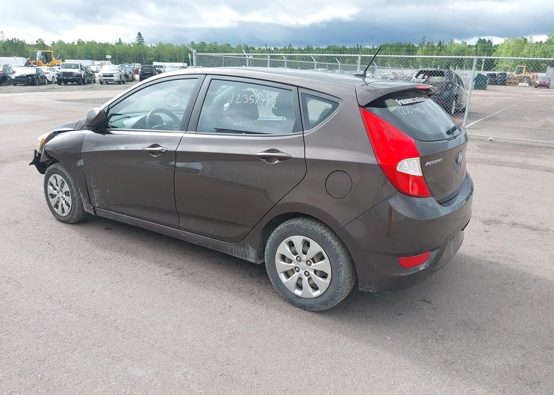 2016 HYUNDAI ACCENT SE