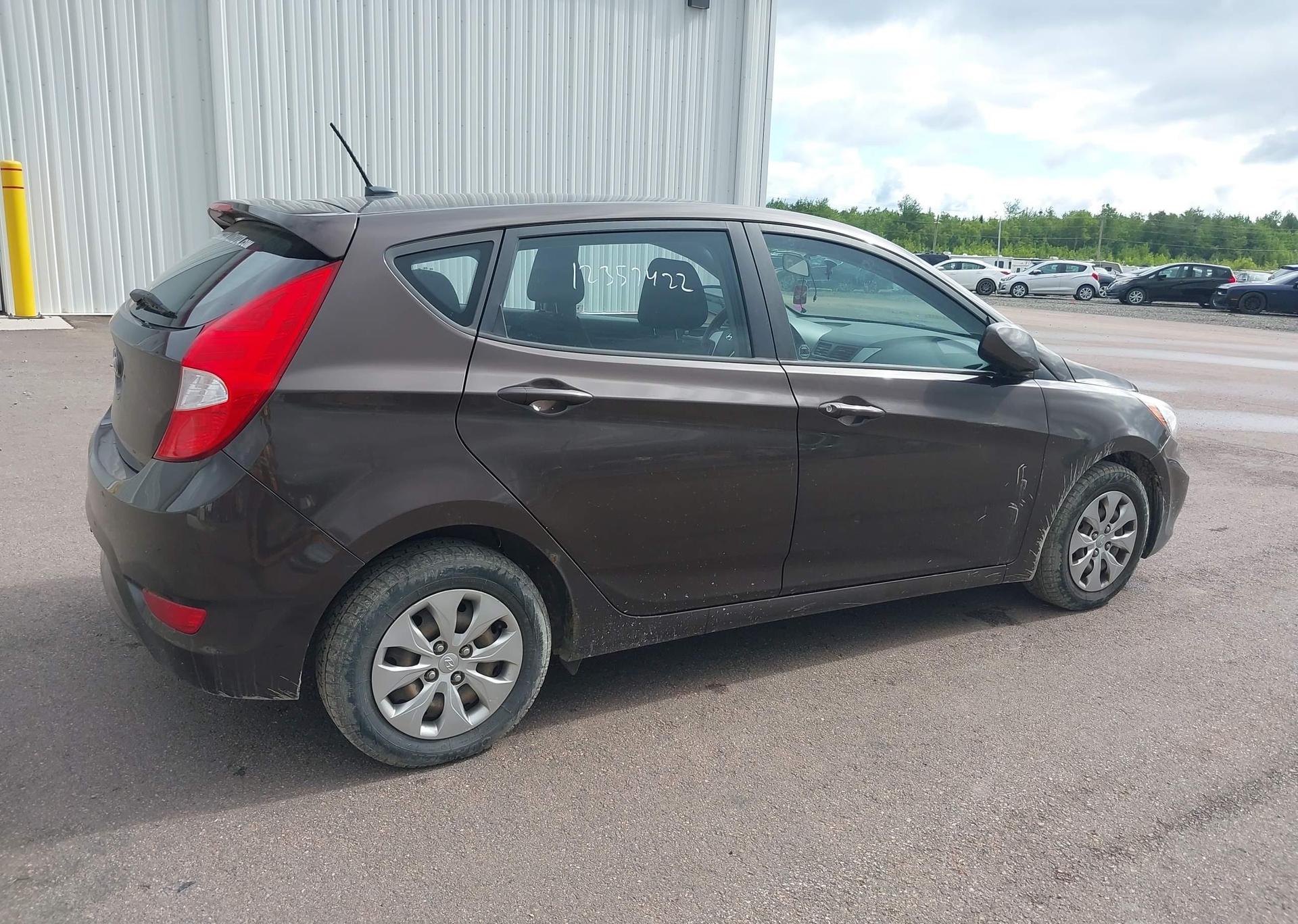 2016 HYUNDAI ACCENT SE