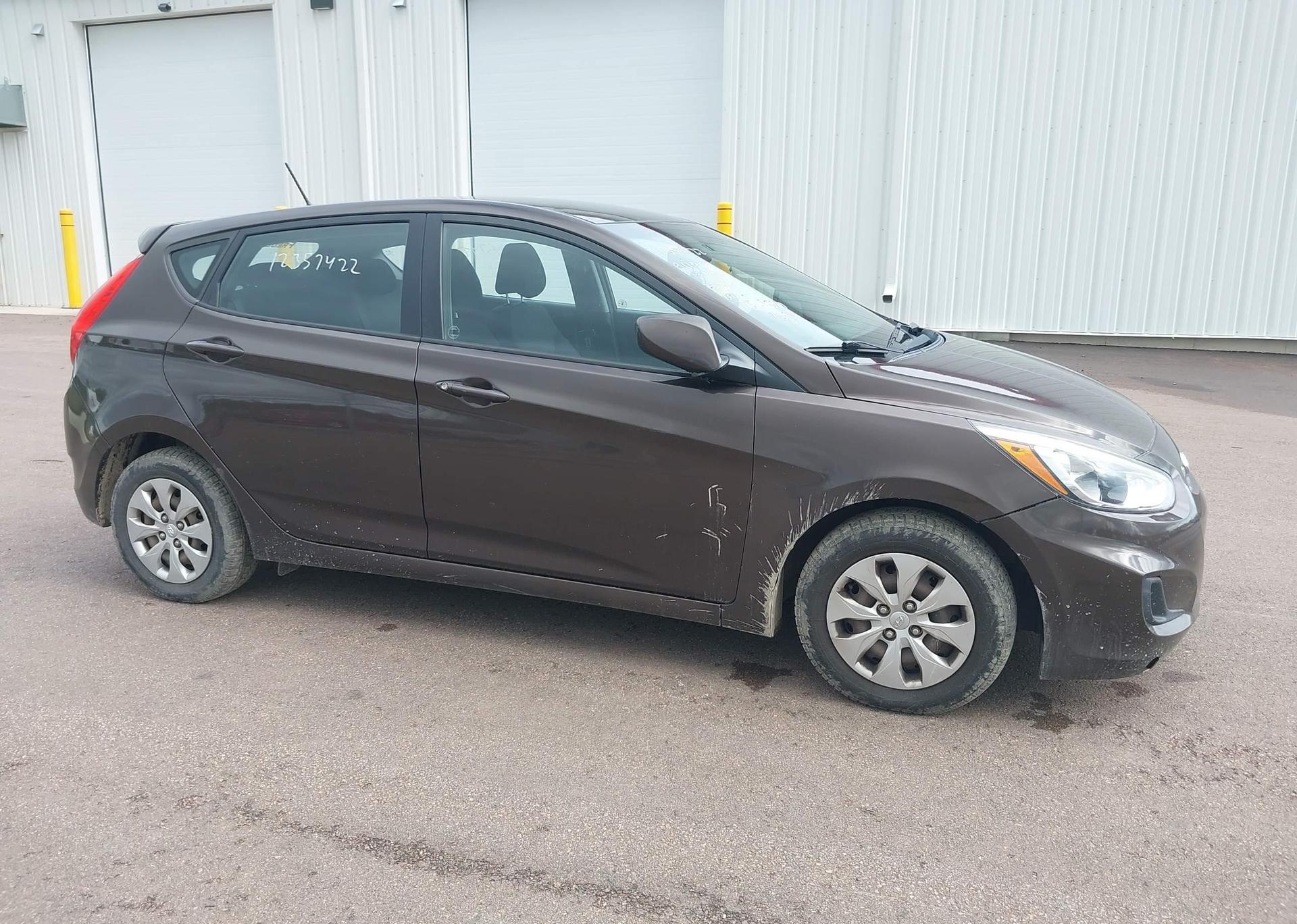 2016 HYUNDAI ACCENT SE