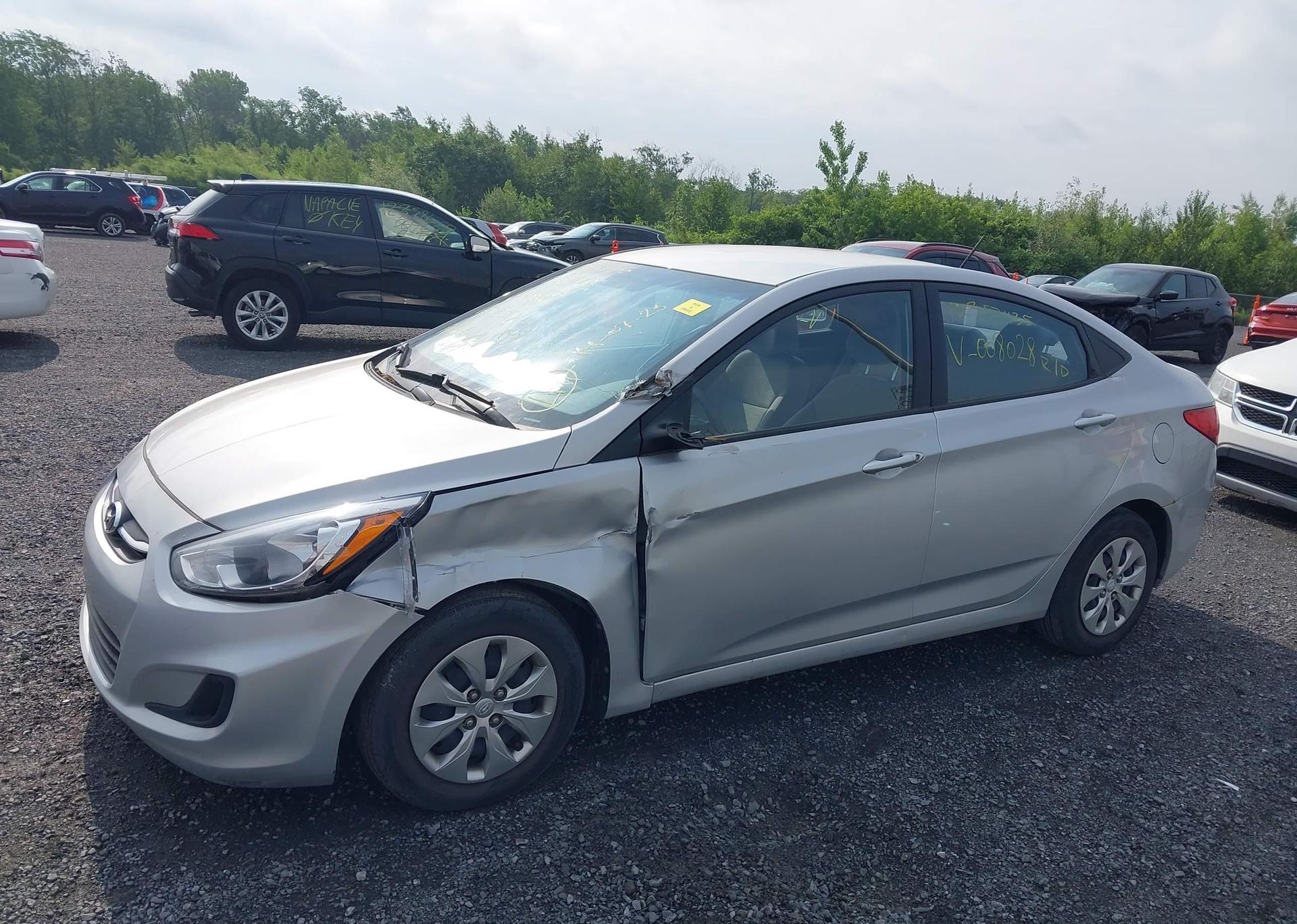 2016 HYUNDAI ACCENT GL