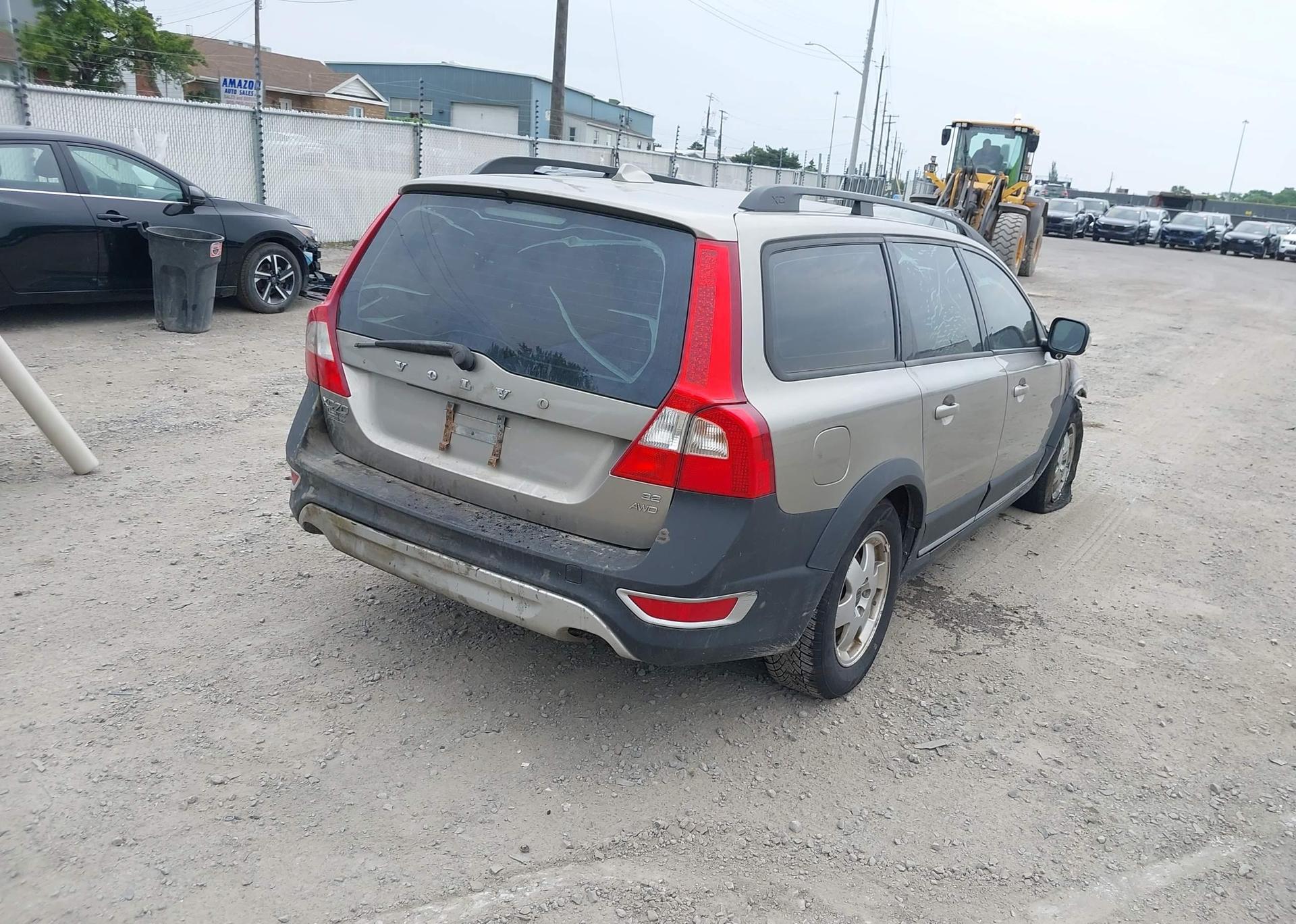 2008 VOLVO XC70