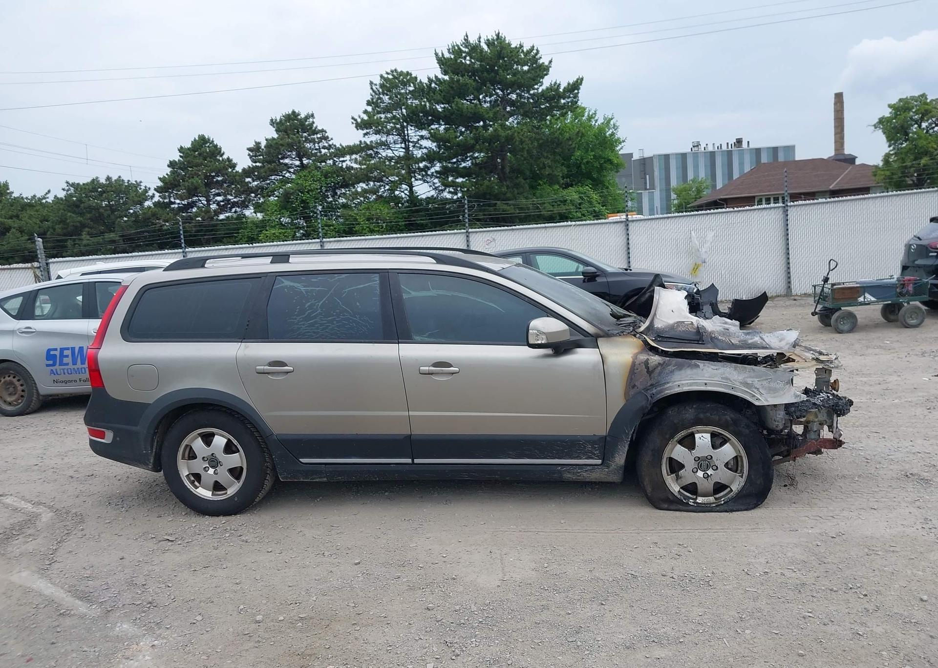 2008 VOLVO XC70