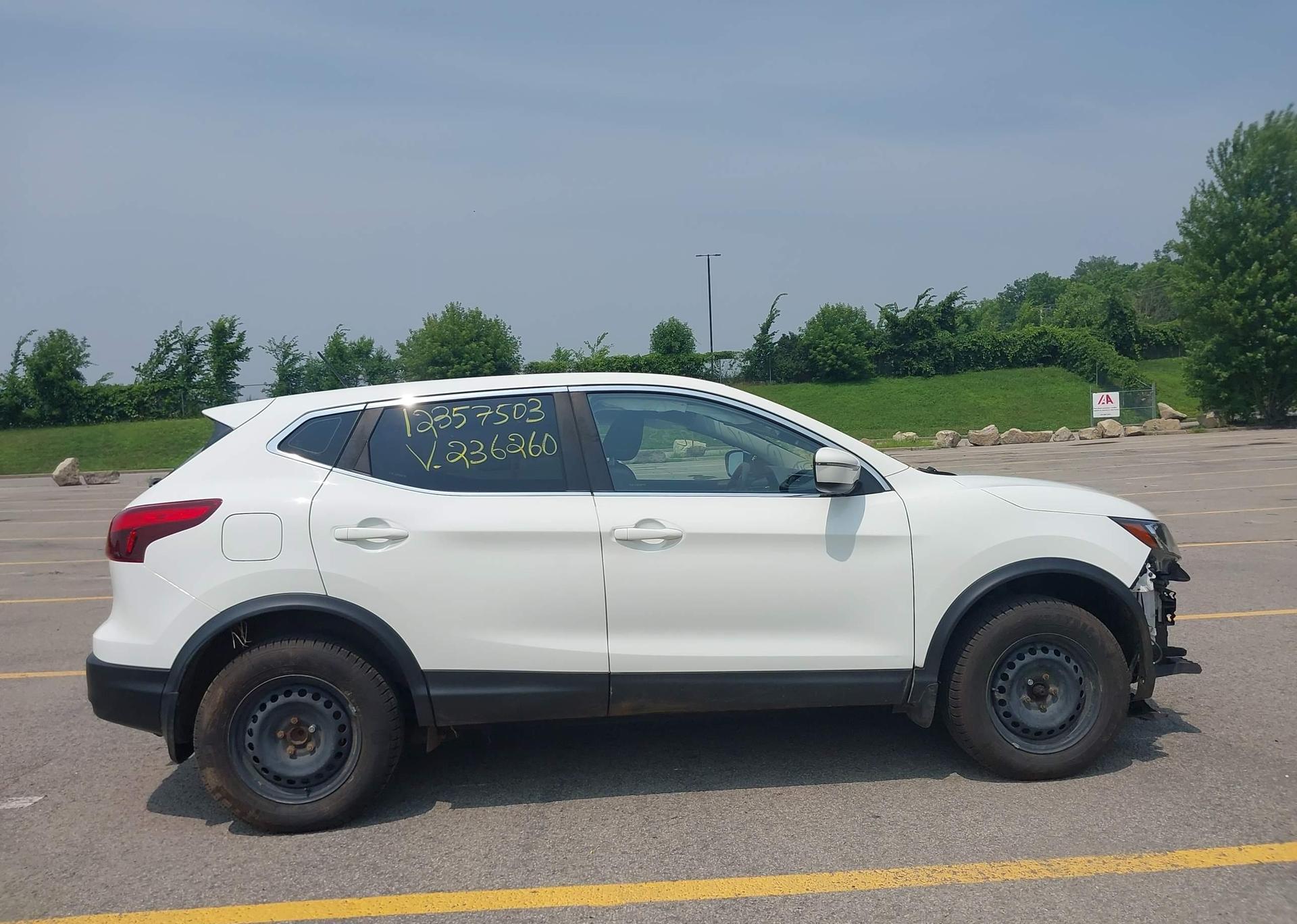 2019 NISSAN QASHQAI S